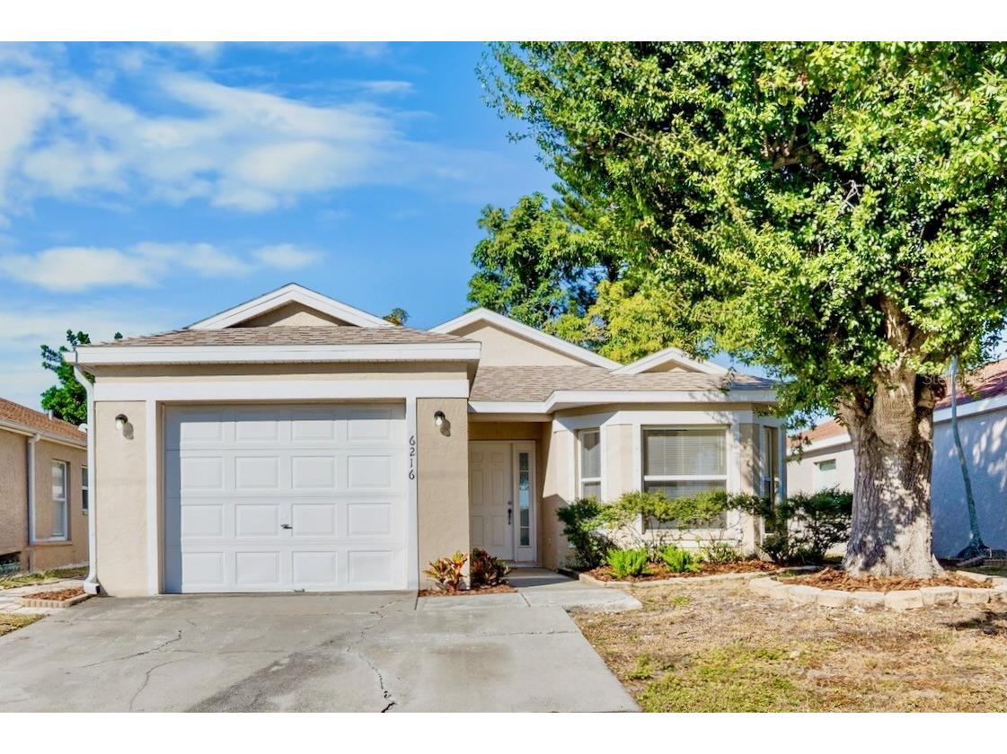 6216 40th Avenue W Bradenton FL 34209 A4672548 image1