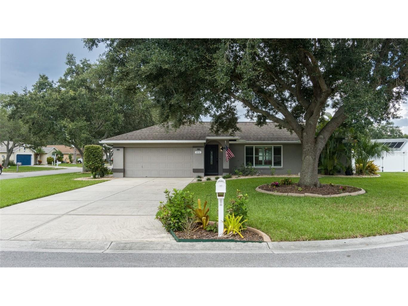 6216 65th Place E Palmetto FL 34221 A4619828 image1