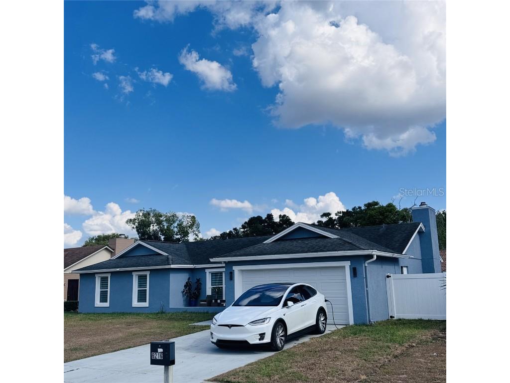 6216 Beaumont Avenue Orlando FL 32808 O6305941 image1