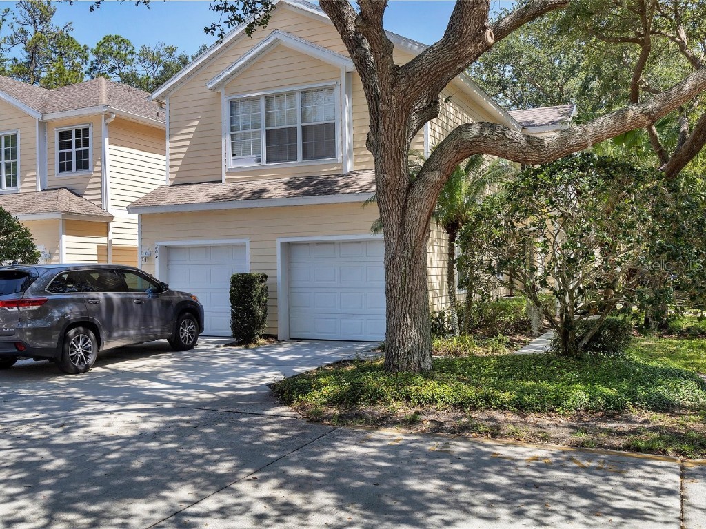 6216 Rosefinch Court #104 Lakewood Ranch FL 34202 A4570307 image1