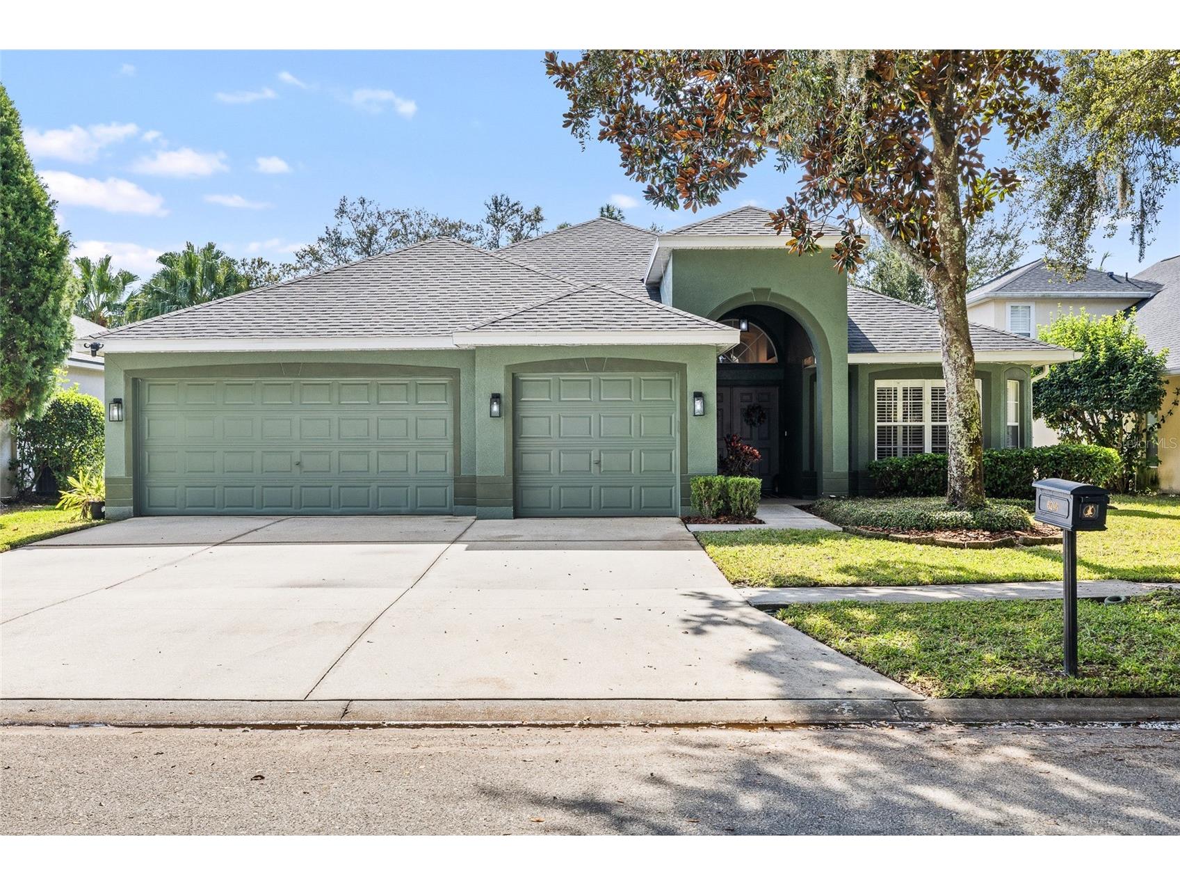 6216 Whimbrelwood Drive Lithia FL 33547 TB8462129 image1