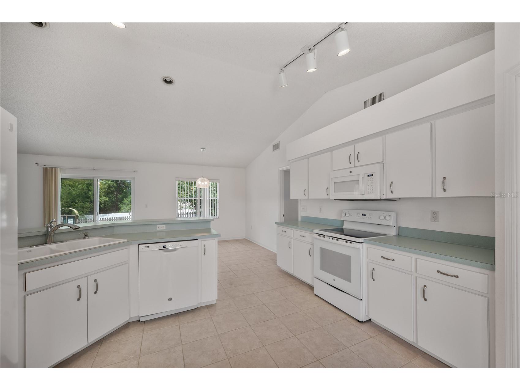 6217 Cross Creek Boulevard Lakeland FL 33813 L4962072 image7
