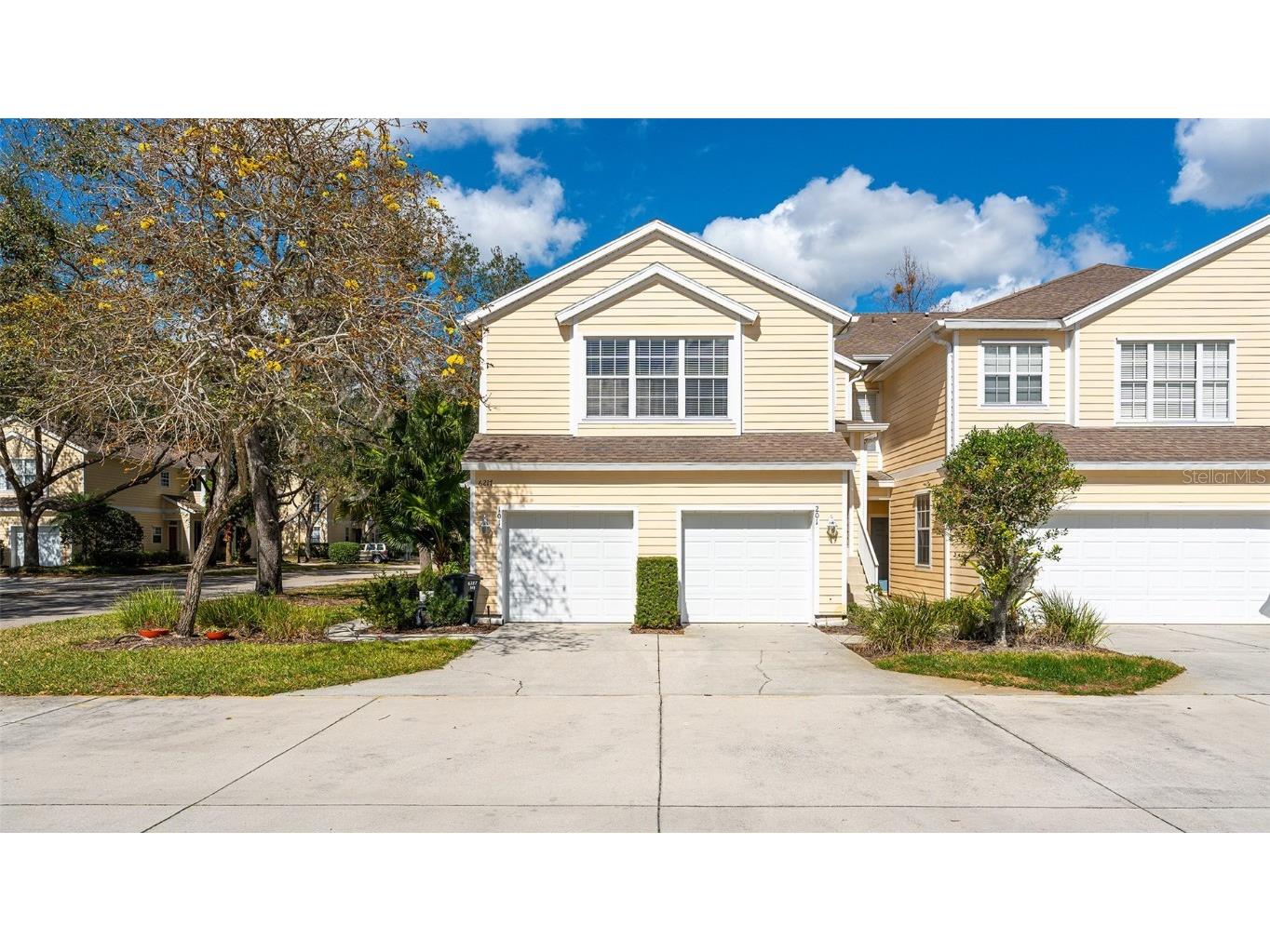 6217 Rosefinch Court #201 Lakewood Ranch FL 34202 A4559398 image1
