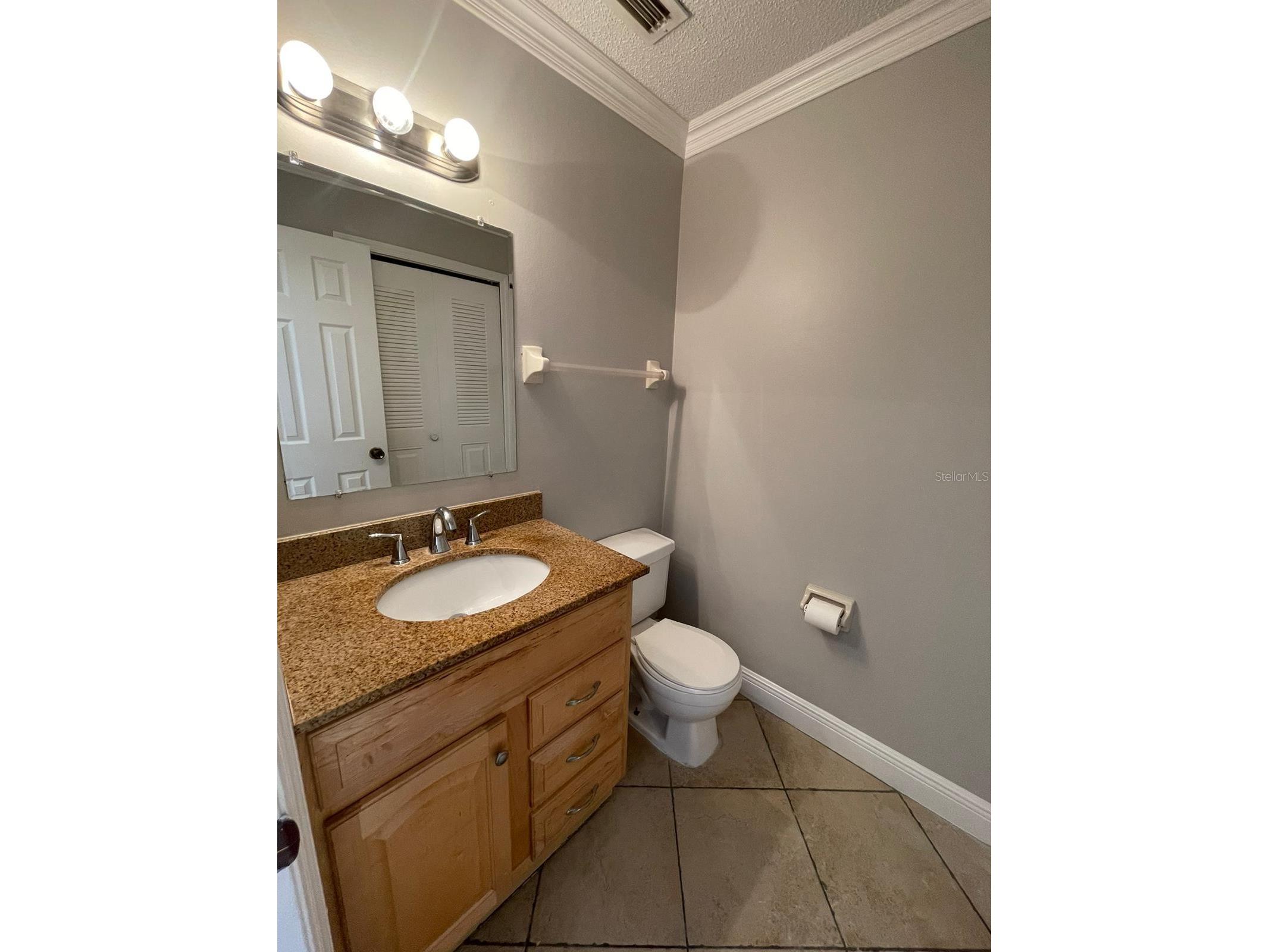 6218 Yorktown Drive #15 Orlando FL 32807 O6425172 image5