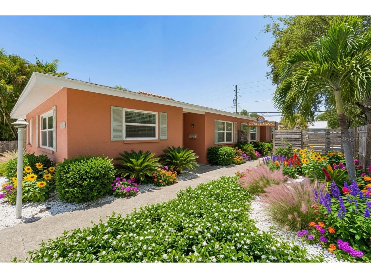 6219 2nd Avenue S Saint Petersburg FL 33707 TB8523921 image1