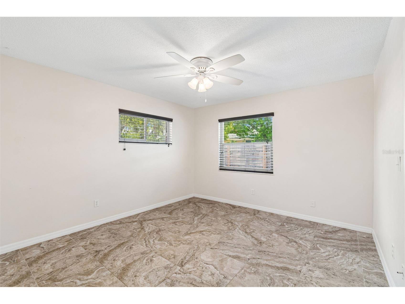 6219 2nd Avenue S Saint Petersburg FL 33707 TB8523921 image17