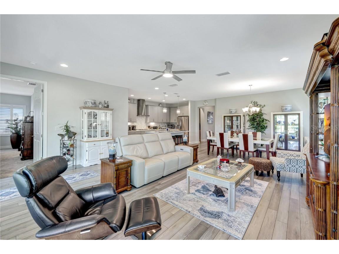 6219 Golden Nettle Drive Apollo Beach FL 33572 A4656036 image22