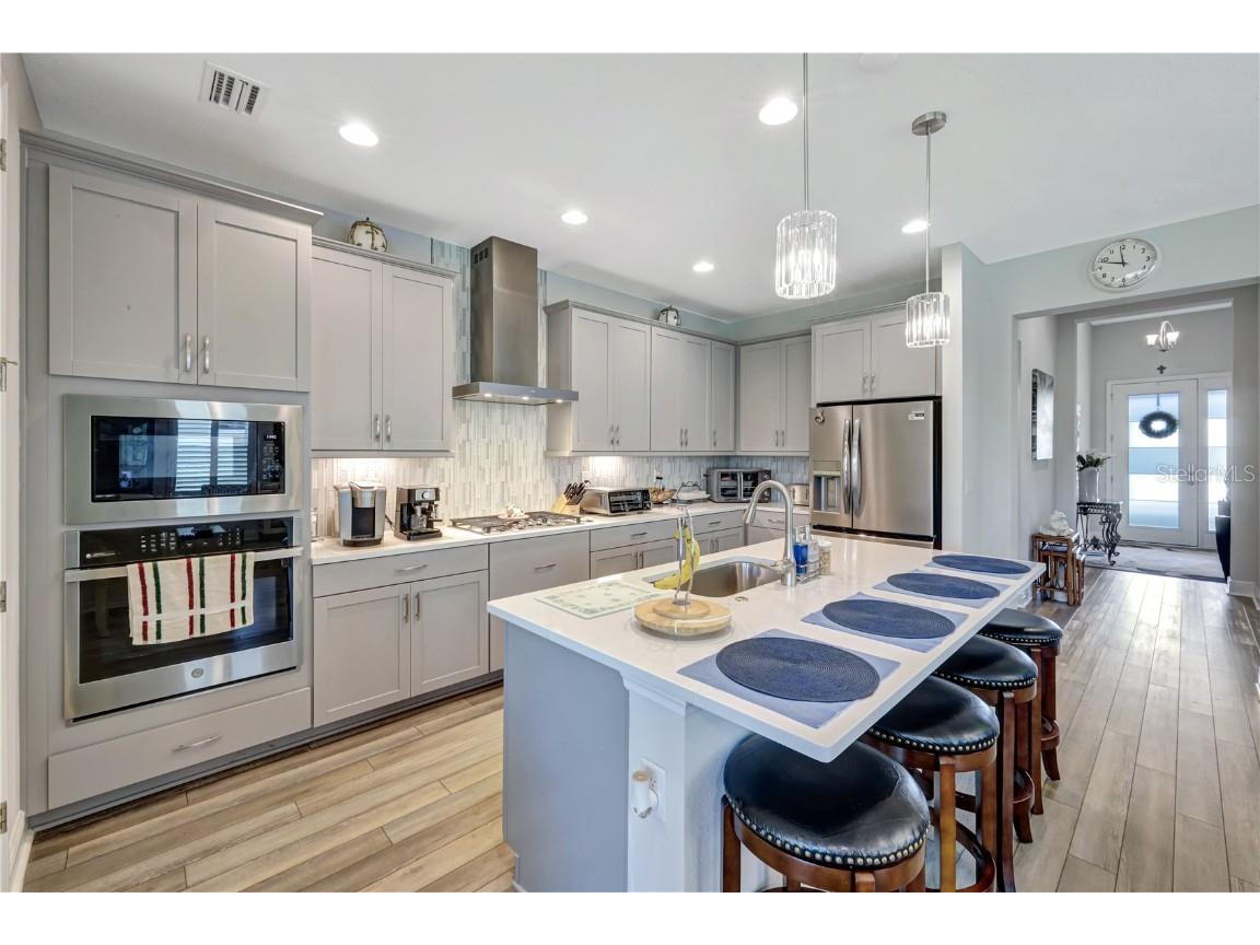 6219 Golden Nettle Drive Apollo Beach FL 33572 A4656036 image3