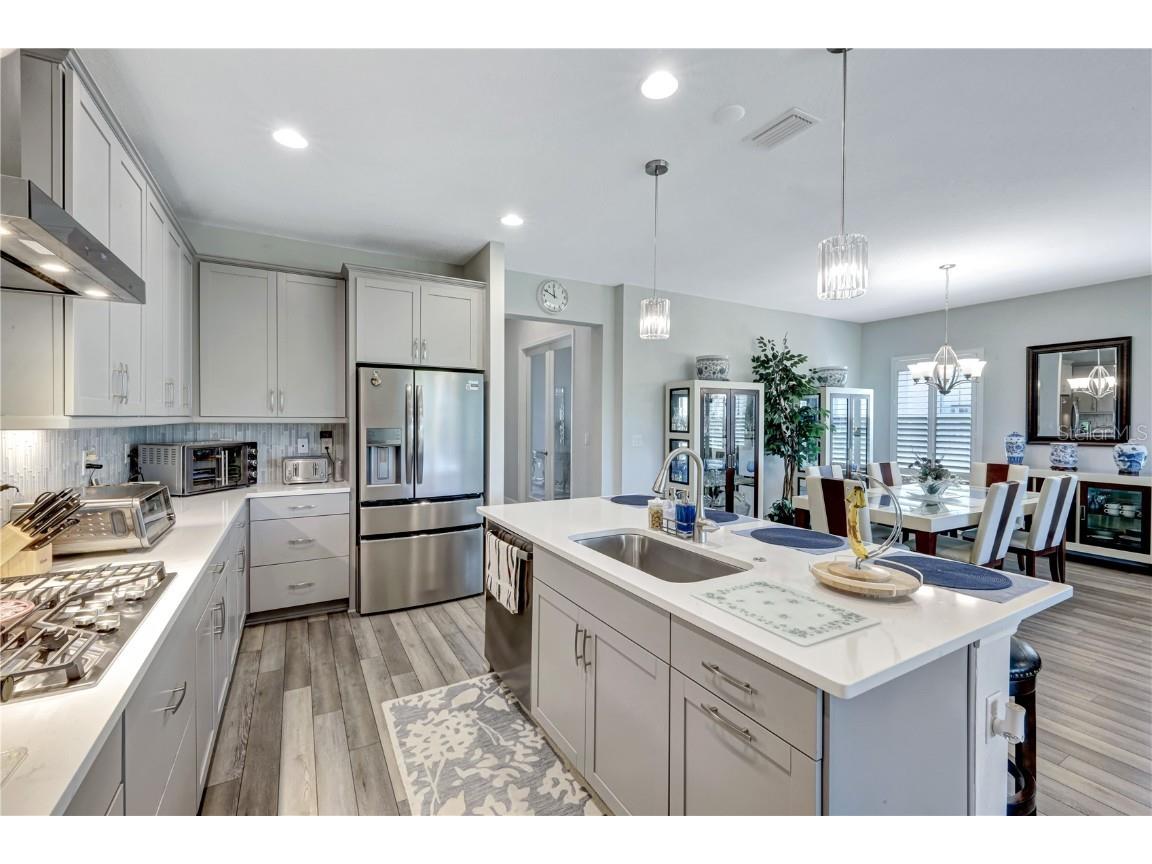 6219 Golden Nettle Drive Apollo Beach FL 33572 A4656036 image4