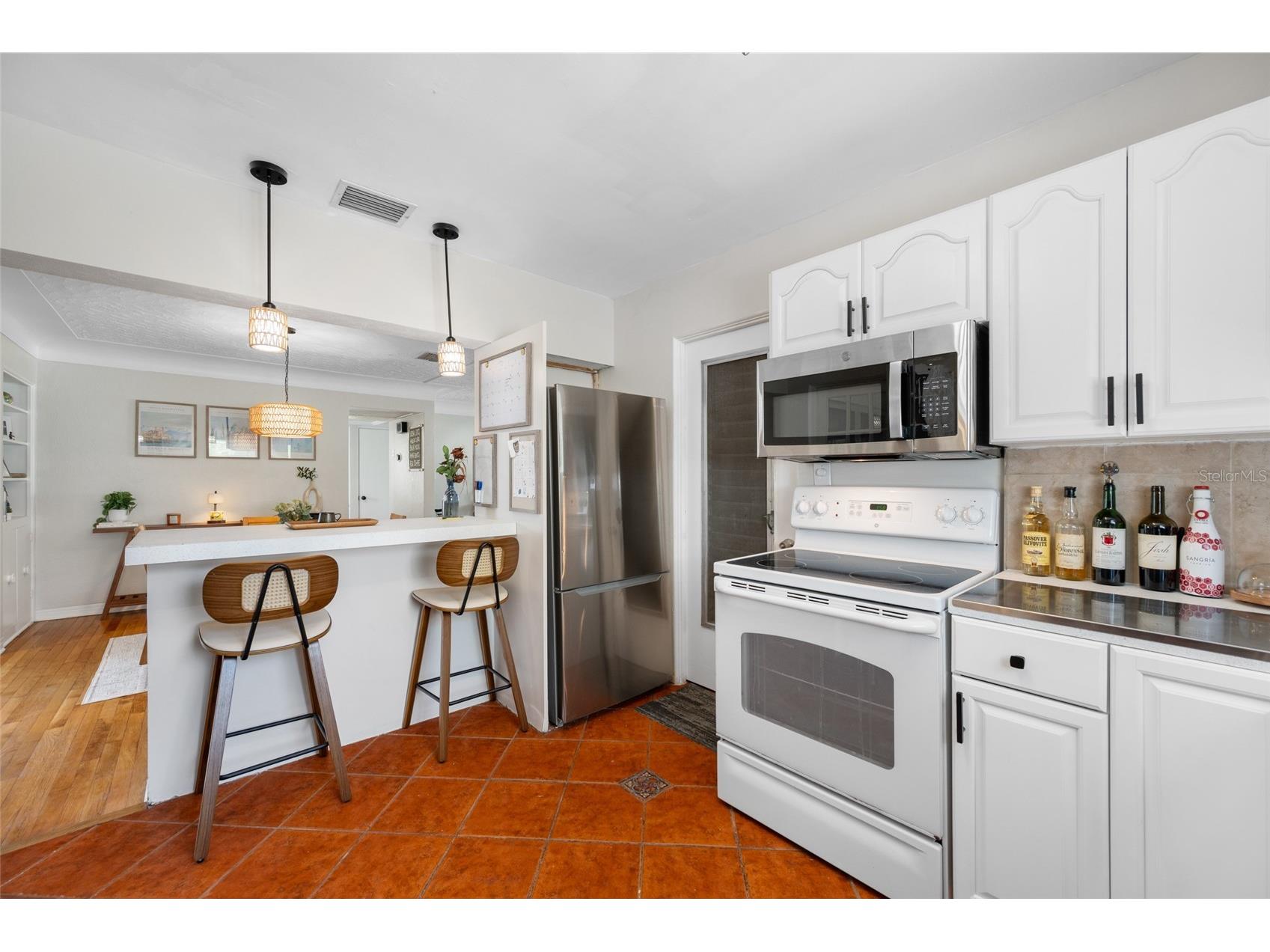 6219 Hampton Drive N Saint Petersburg FL 33710 TB8519353 image17