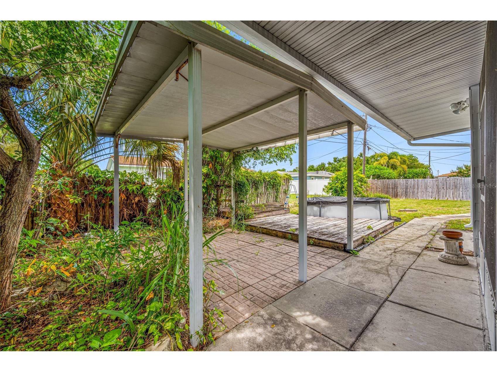 6219 Hampton Drive N Saint Petersburg FL 33710 TB8519353 image2