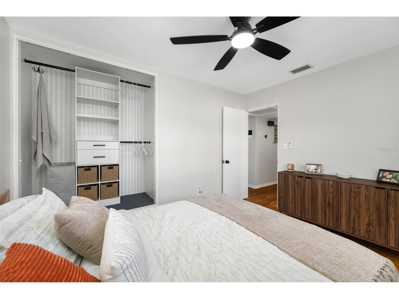 6219 Hampton Drive N Saint Petersburg FL 33710 TB8519353 image24