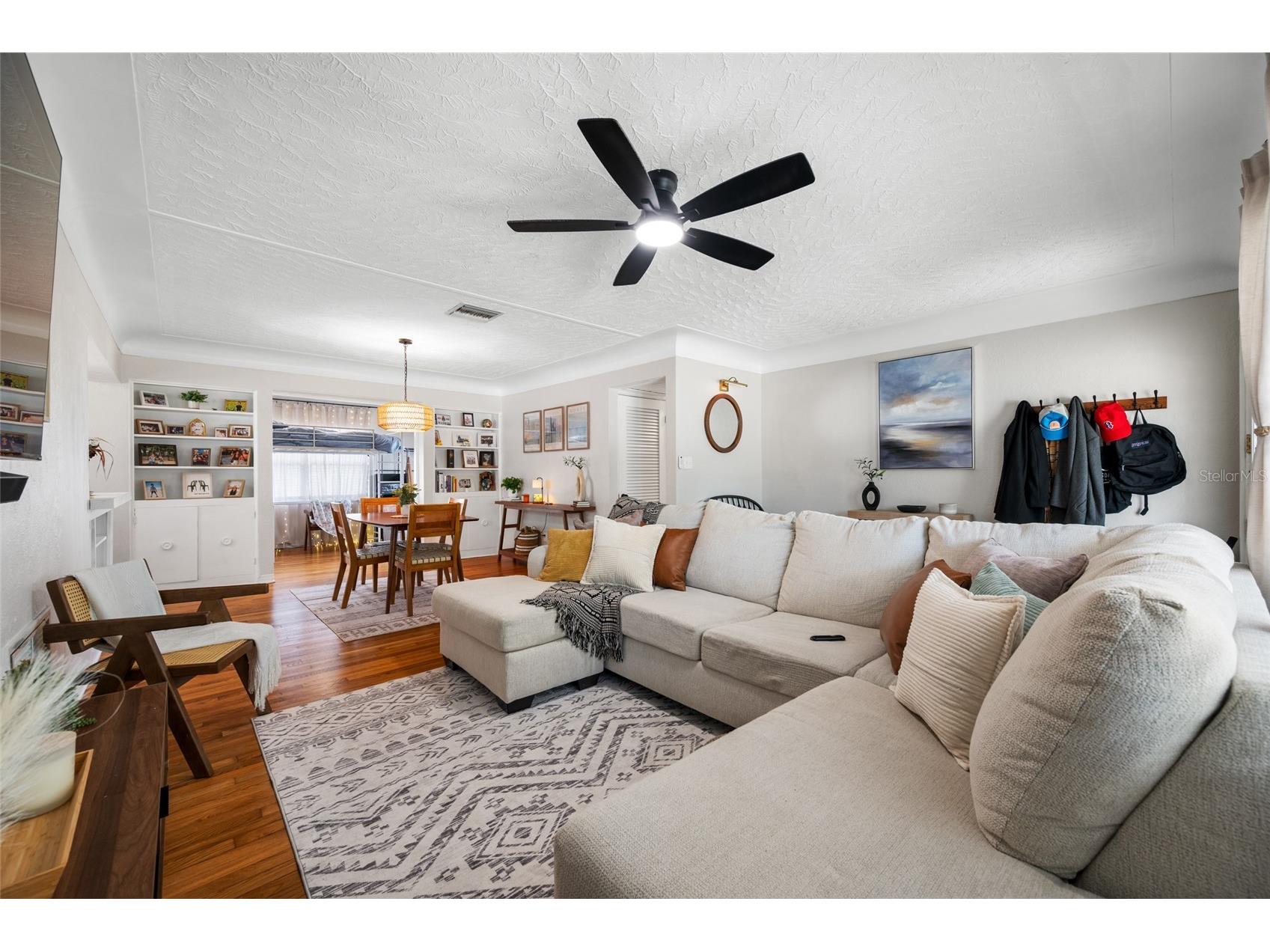 6219 Hampton Drive N Saint Petersburg FL 33710 TB8519353 image5
