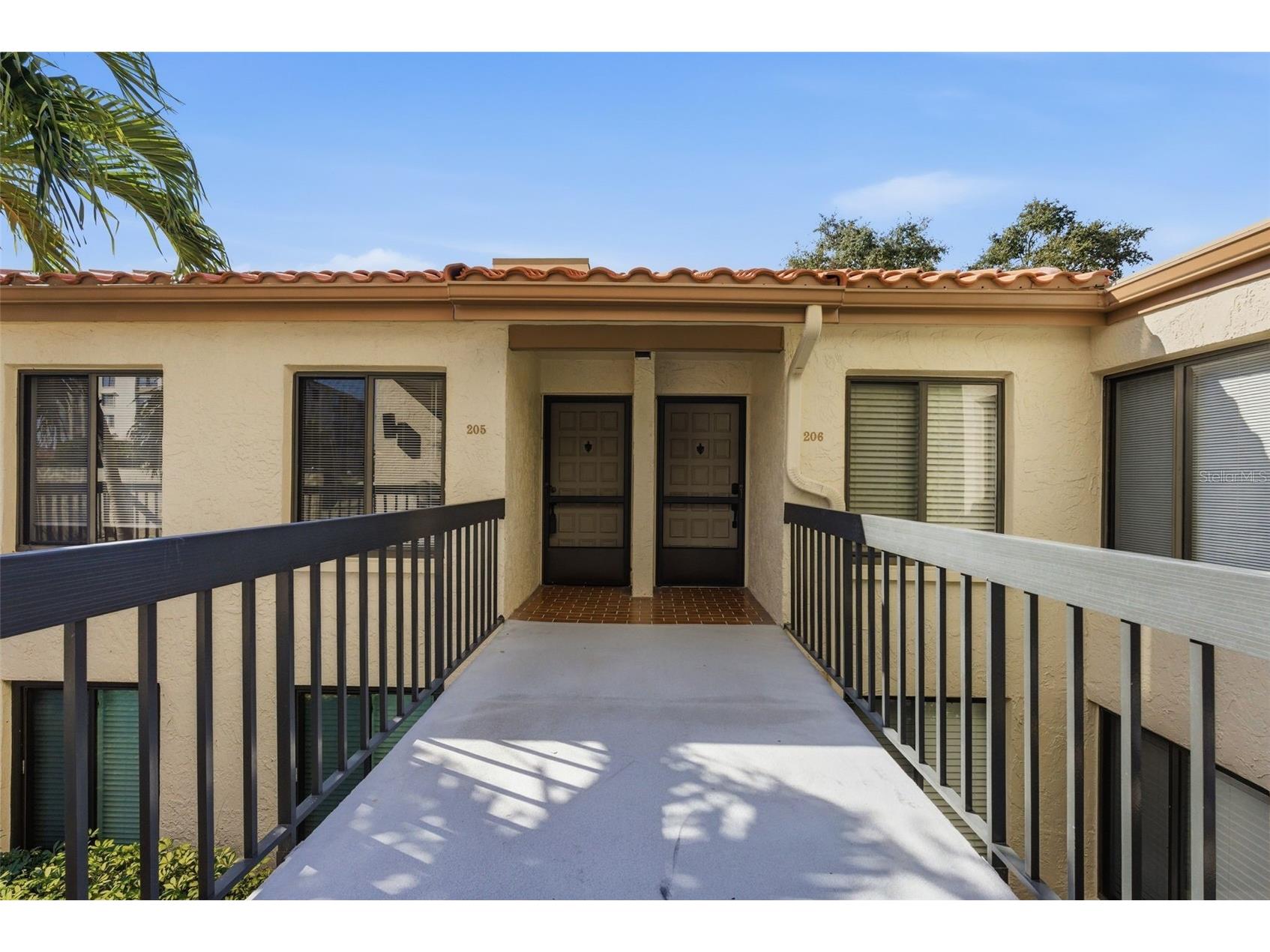 6219 Palma Del Mar Boulevard S #205 Saint Petersburg FL 33715 - BOCA CIEGA BAY TB8448592 image1