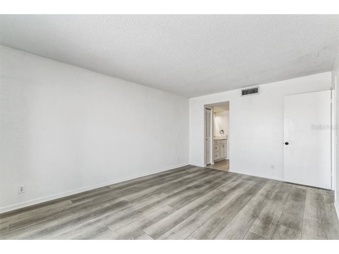 6219 Palma Del Mar Boulevard S #301 Saint Petersburg FL 33715 O6229714 image20