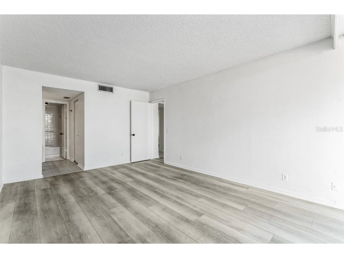 6219 Palma Del Mar Boulevard S #301 Saint Petersburg FL 33715 O6307620 image18