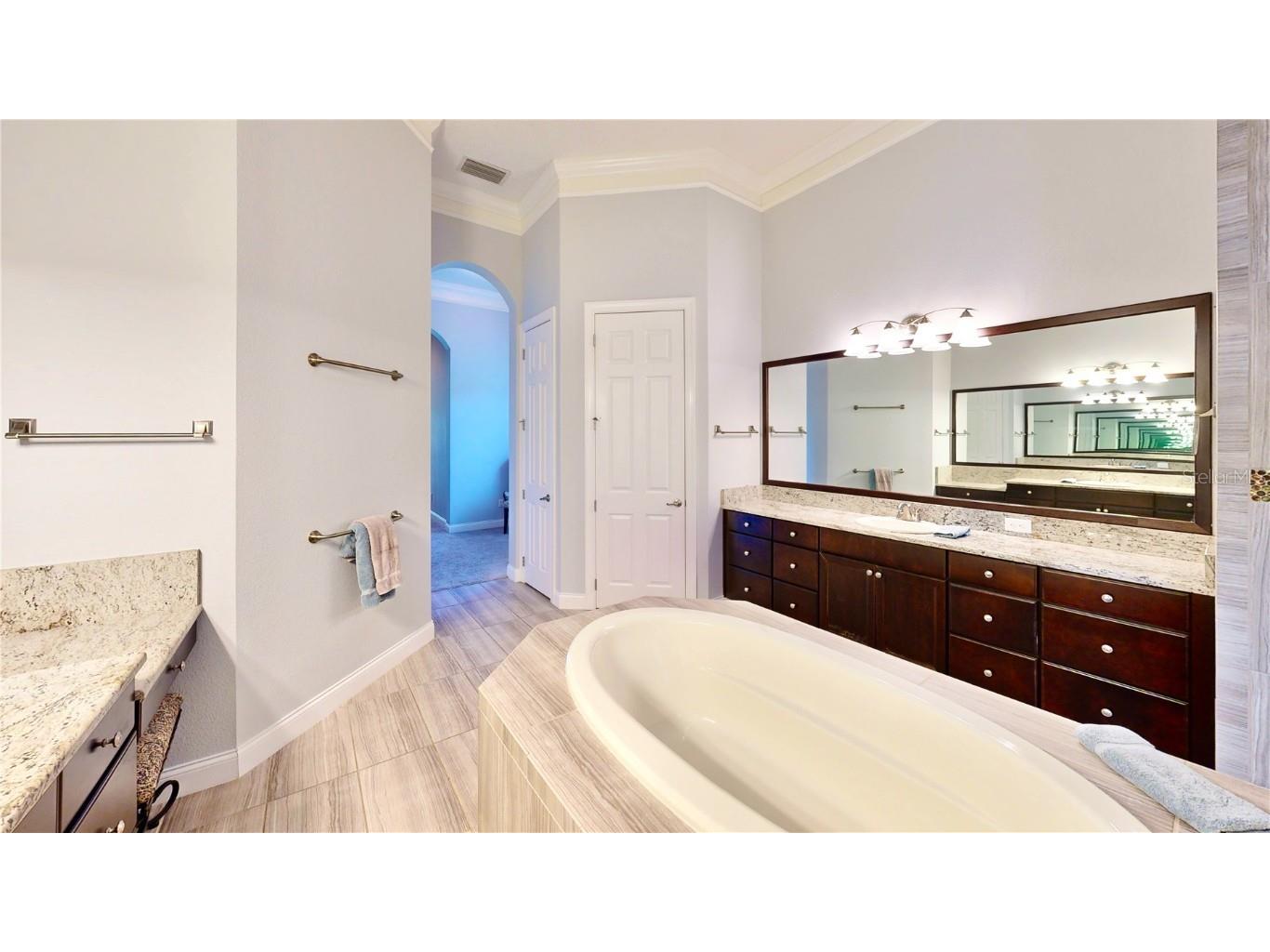 6219 Tiroco Way Windermere FL 34786 - LAKE ISLEWORTH & BUTLER CHAIN O6347461 image45