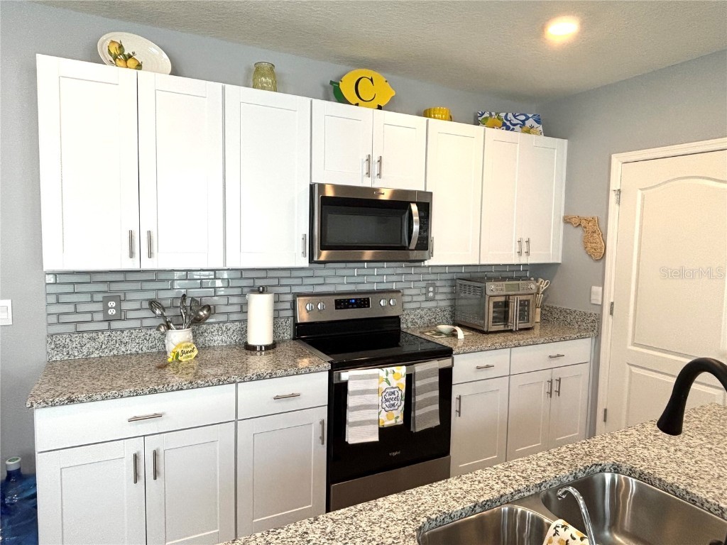 622 Autumn Breeze Street Deland FL 32724 V4946135 image11