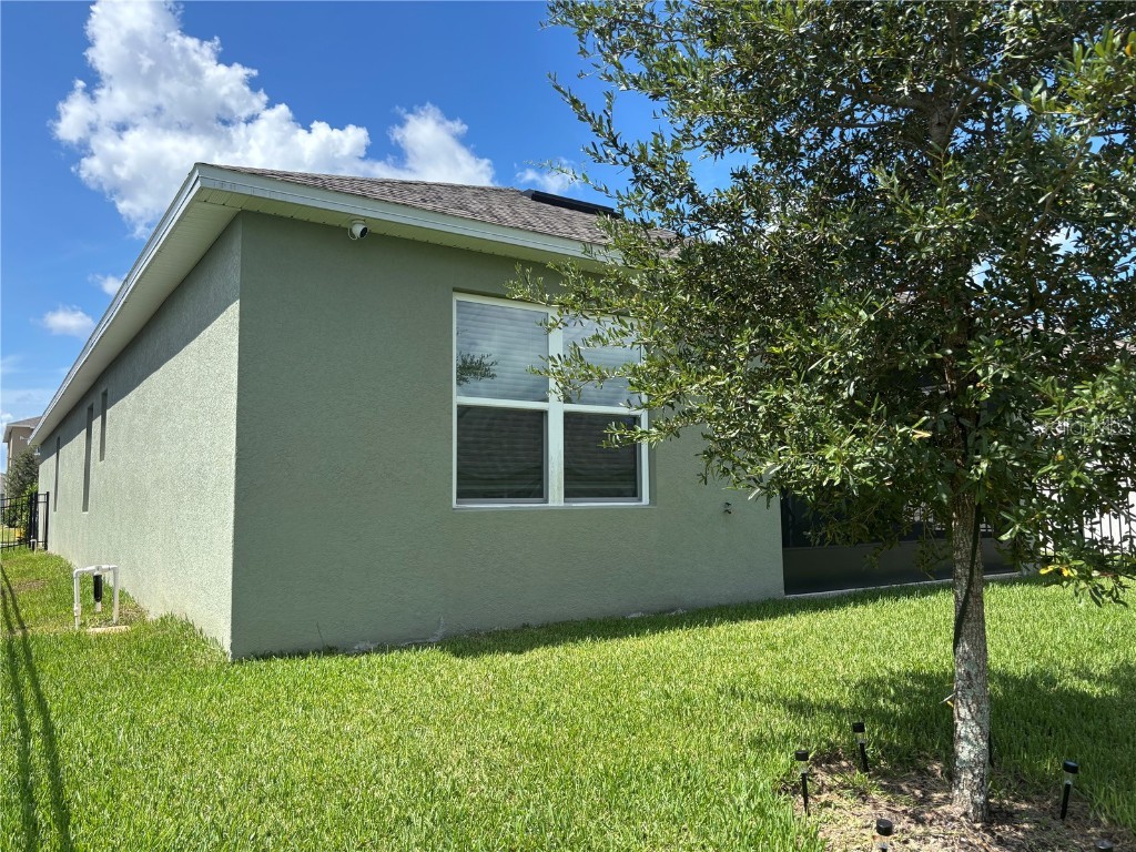 622 Autumn Breeze Street Deland FL 32724 V4946135 image44