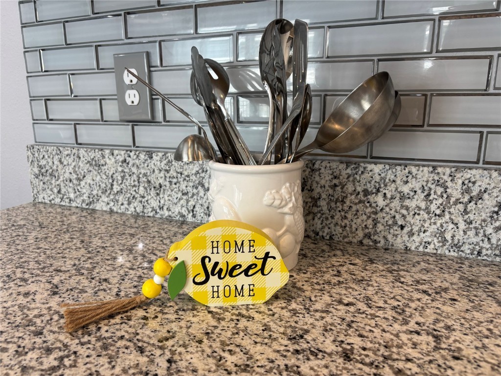 622 Autumn Breeze Street Deland FL 32724 V4946135 image9