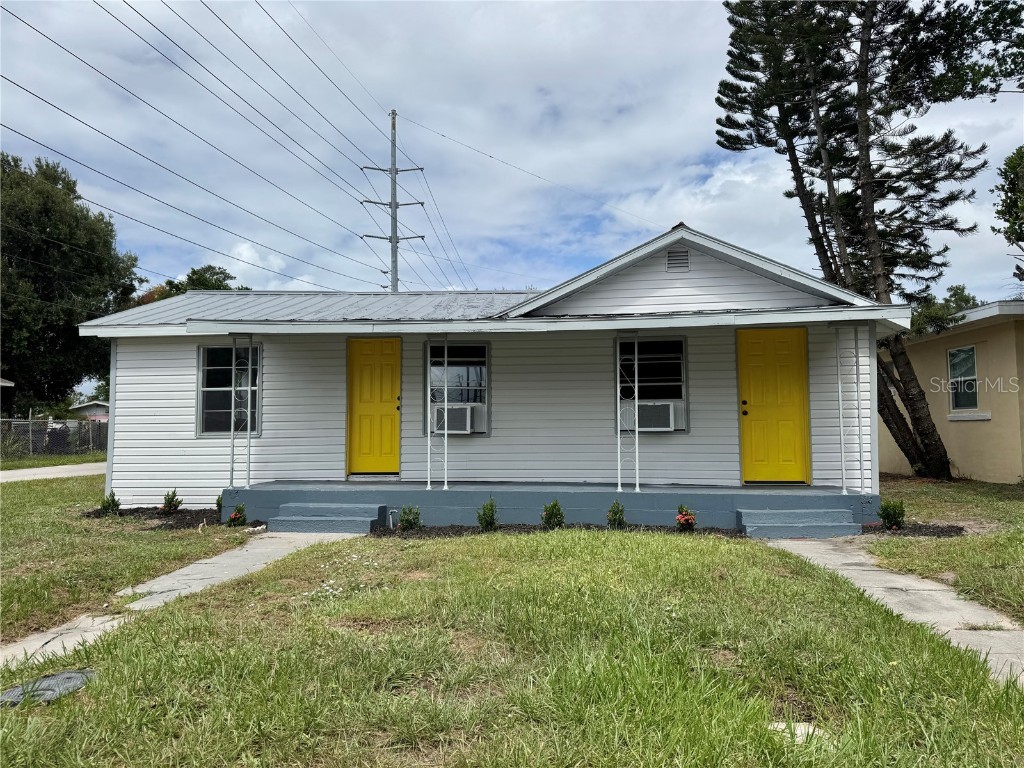 622 Booker Avenue #A B Lake Wales FL 33853 L4956356 image1