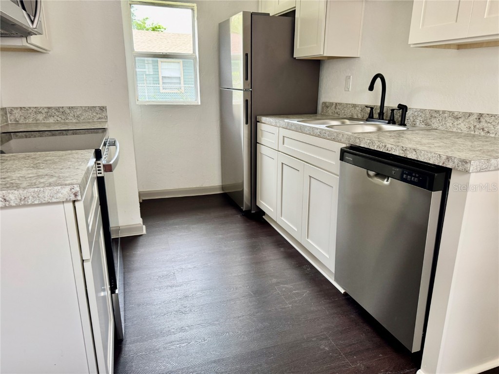 622 Booker Avenue #A B Lake Wales FL 33853 L4956356 image11