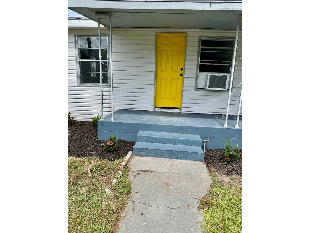 622 Booker Avenue #A B Lake Wales FL 33853 L4956356 image2