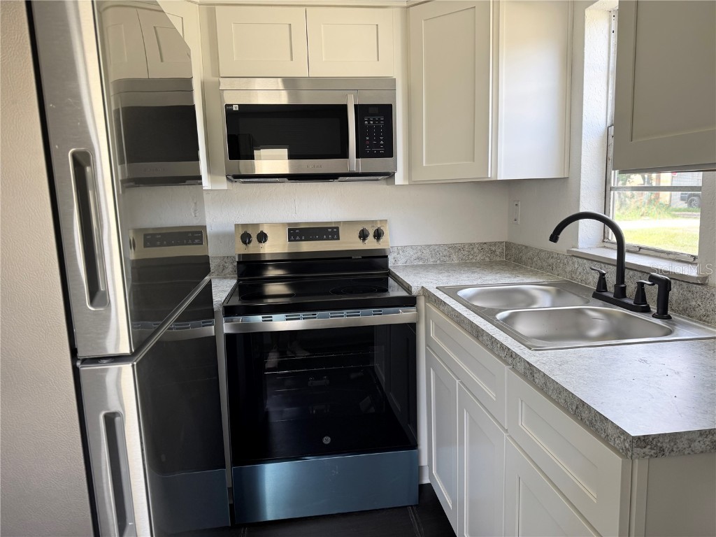 622 Booker Avenue #A B Lake Wales FL 33853 L4956356 image3