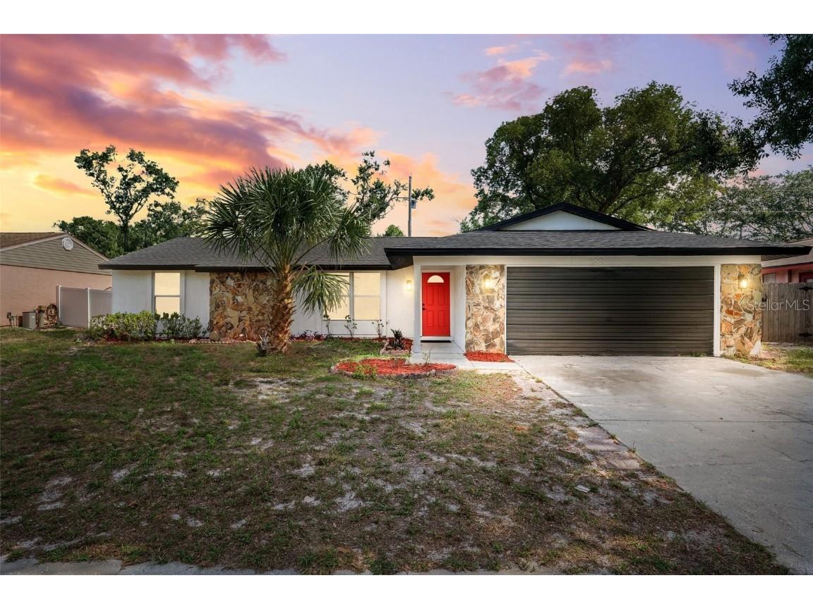 622 Cedar Grove Drive Brandon FL 33511 TB8388985 image1