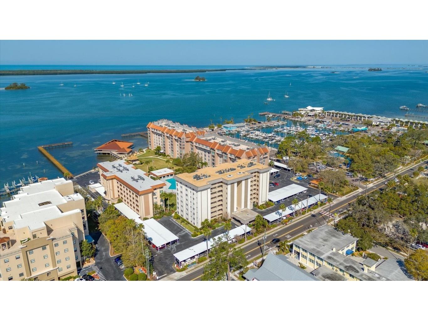 622 Edgewater Drive #721 Dunedin FL 34698 - INTRACOASTAL T3508440 image1