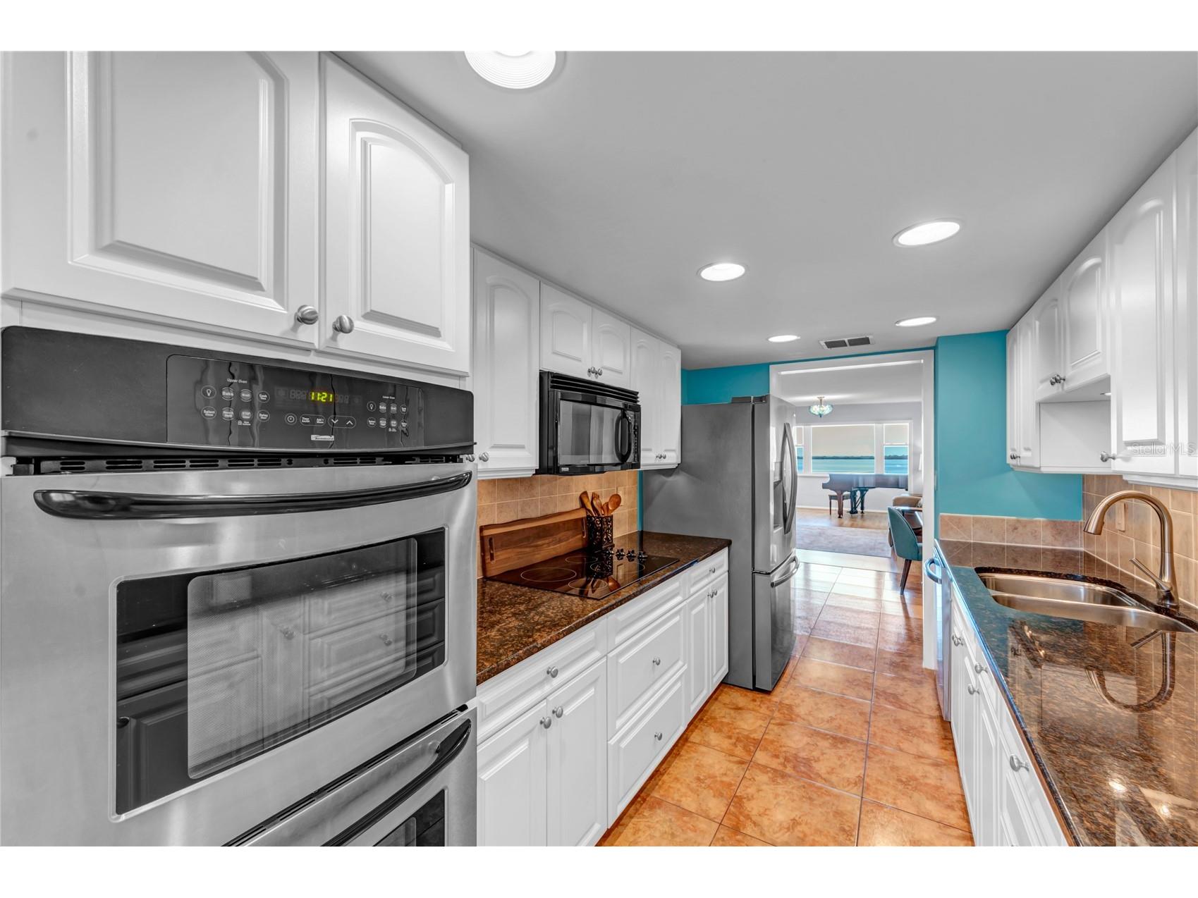 622 Edgewater Drive #823 Dunedin FL 34698 - JOSEPHS SOUND / GULF / OCEAN TB8518140 image16
