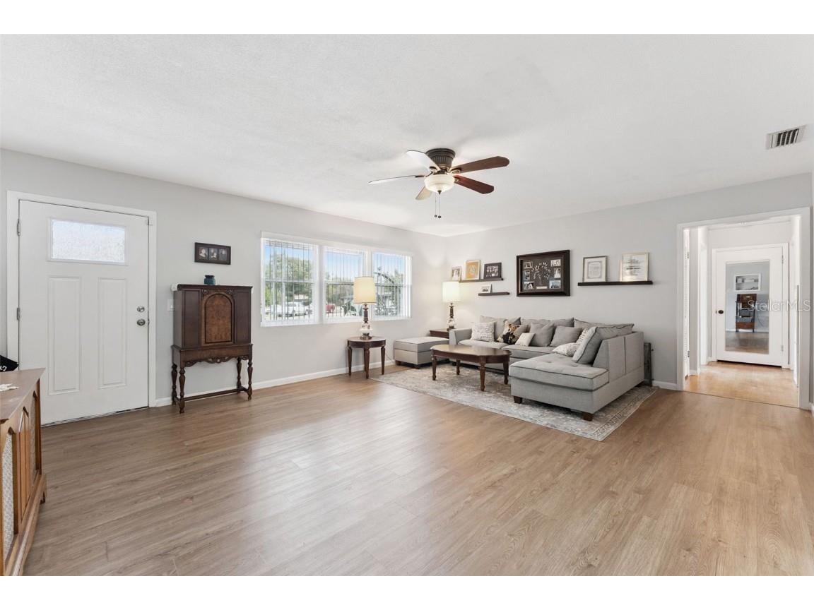 622 Hewett Drive Orlando FL 32807 O6366400 image4