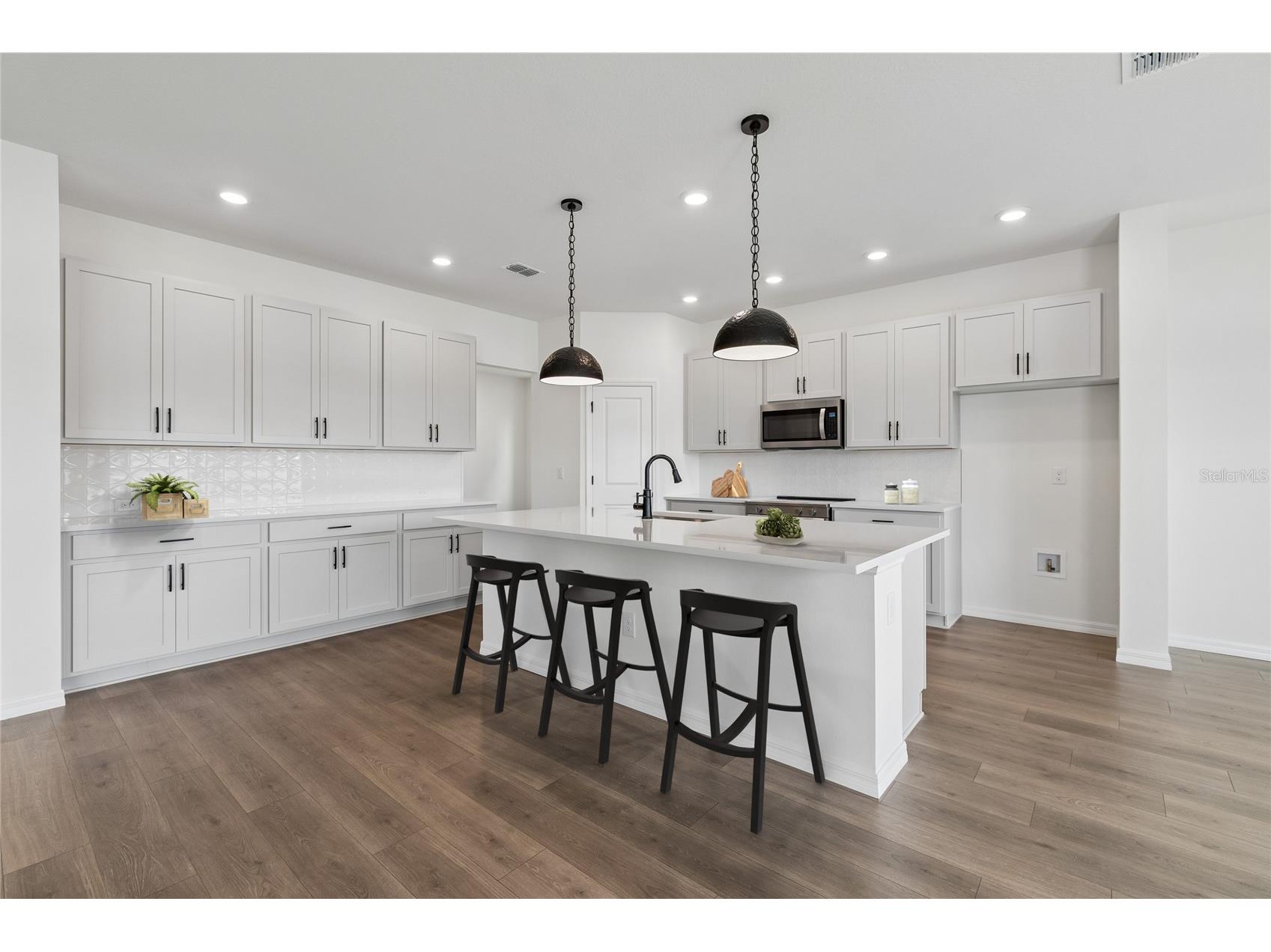 622 Kingswood Court Bradenton FL 34212 TB8476103 image4