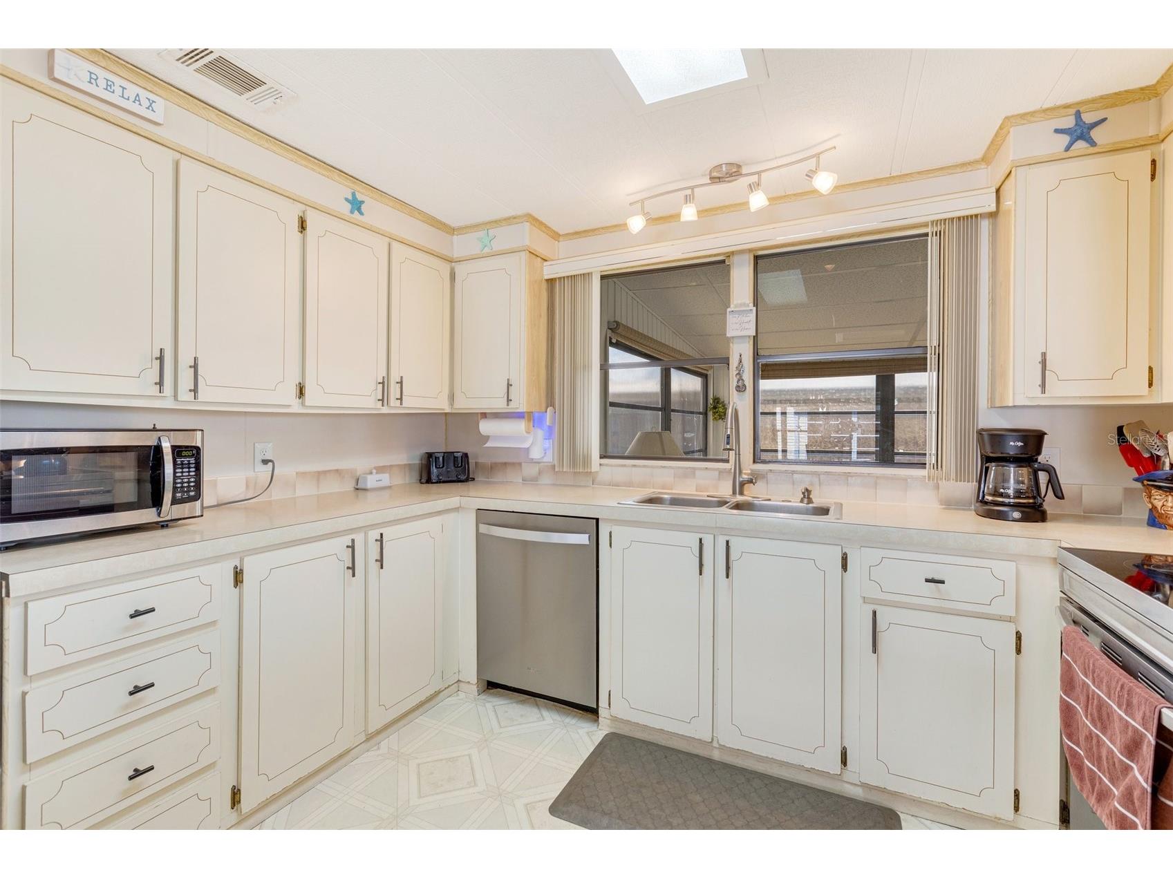622 La Sala North Port FL 34287 A4692467 image10