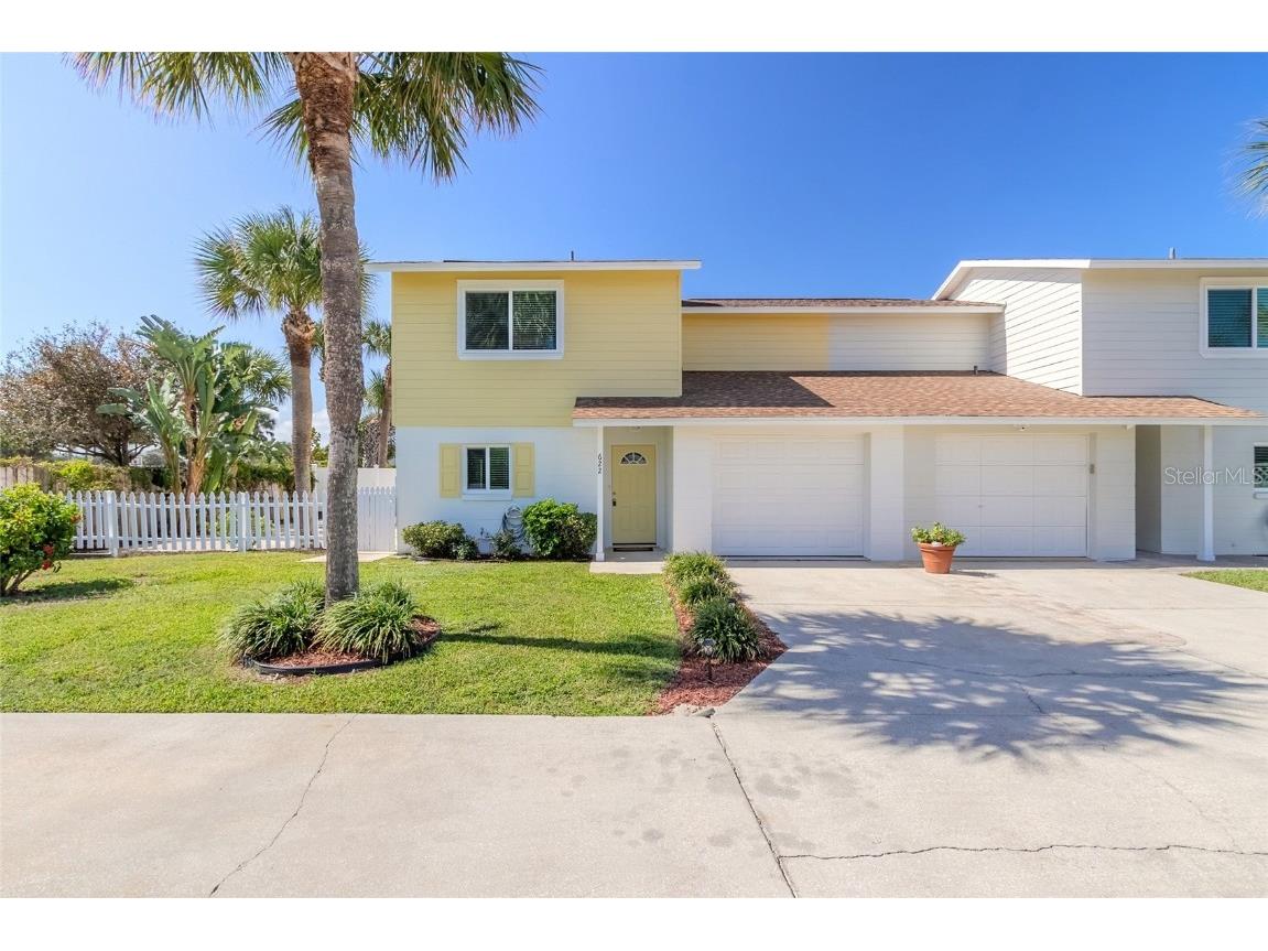 622 Lenox Avenue Daytona Beach FL 32118 V4932926 image1