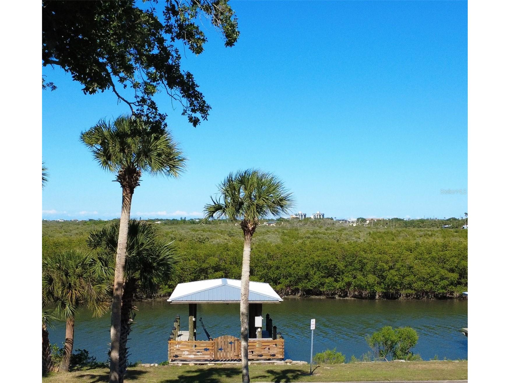 622 N Riverside Drive New Smyrna Beach FL 32168 O6420440 image14