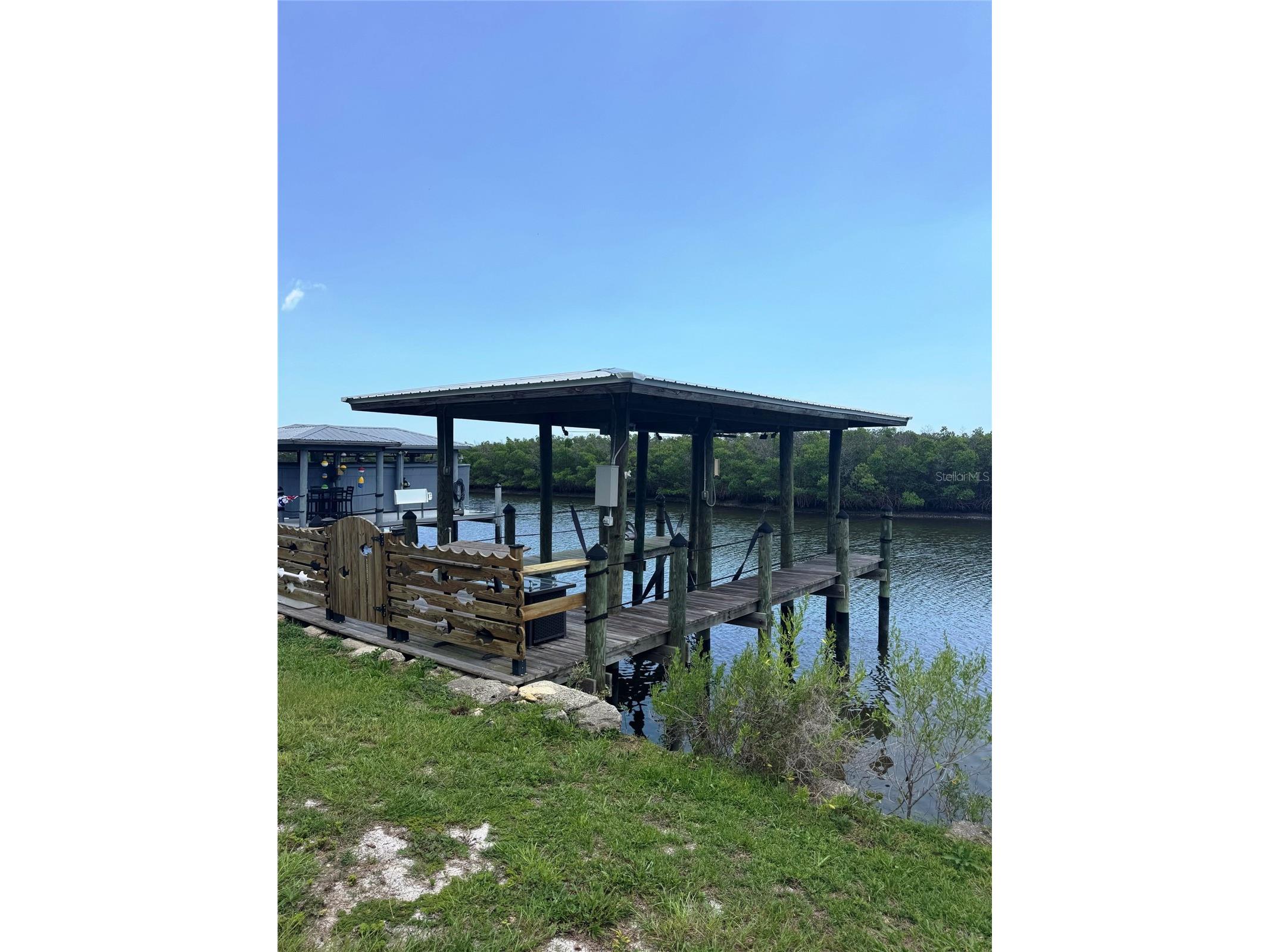 622 N Riverside Drive New Smyrna Beach FL 32168 O6420440 image17