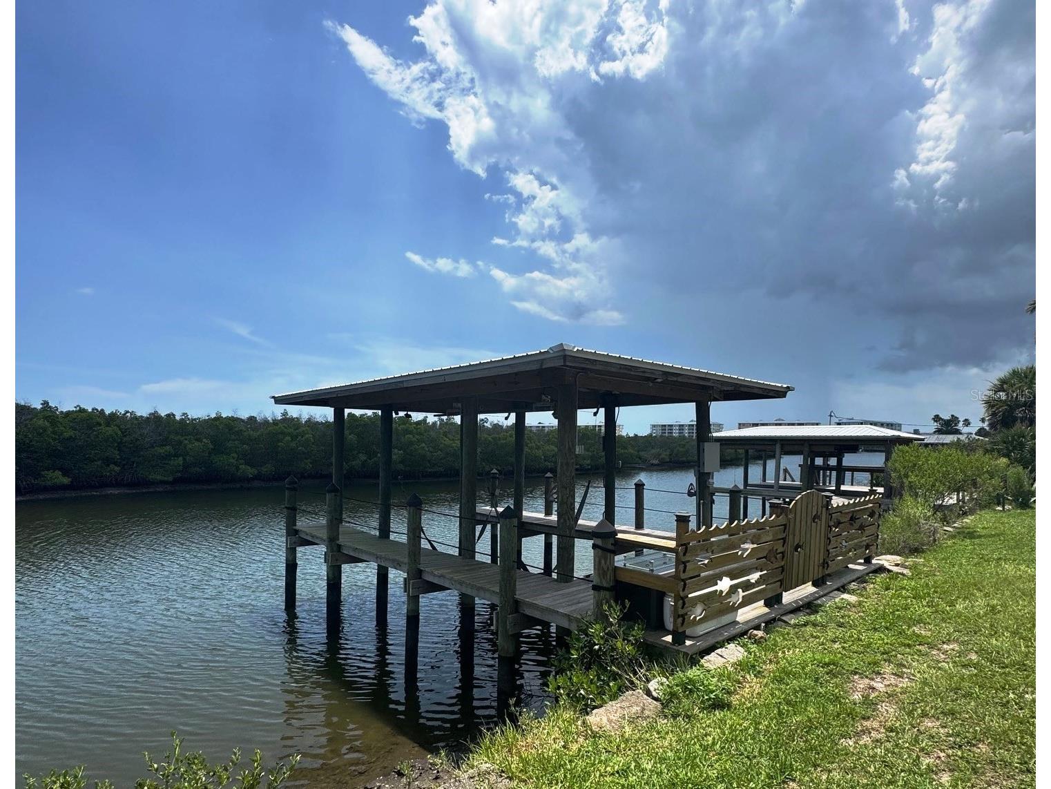 622 N Riverside Drive New Smyrna Beach FL 32168 O6420440 image18