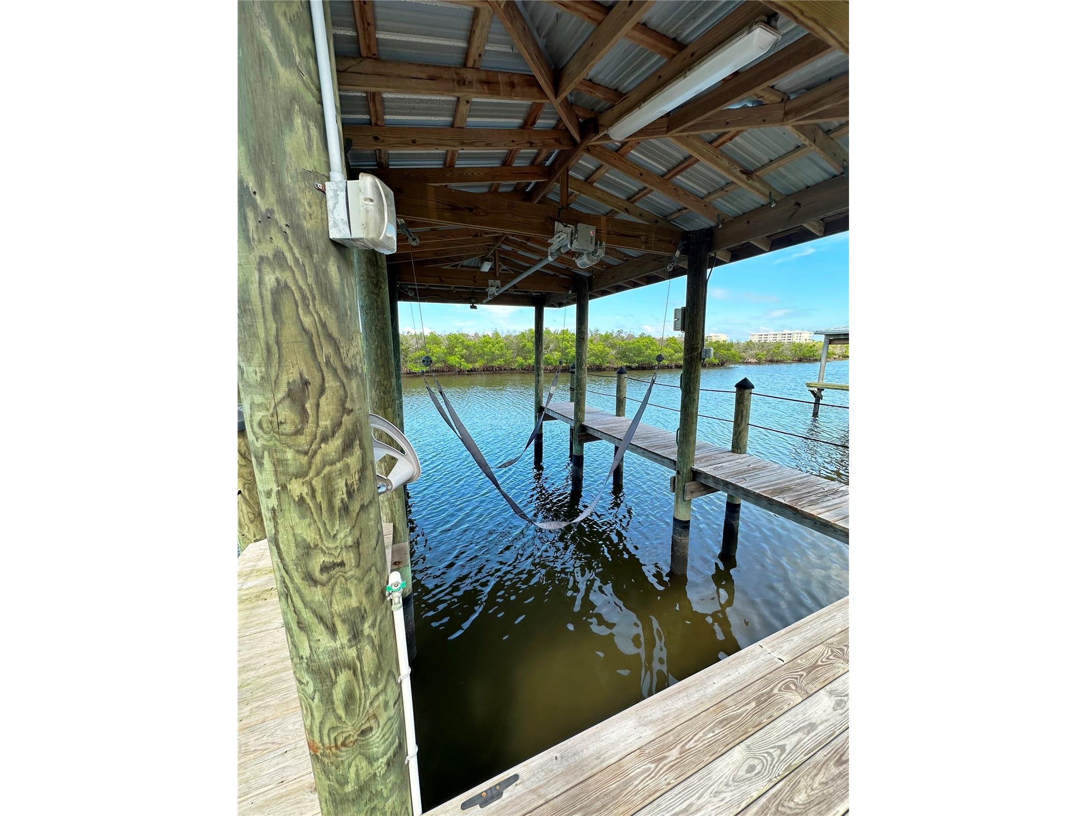 622 N Riverside Drive New Smyrna Beach FL 32168 O6420440 image23