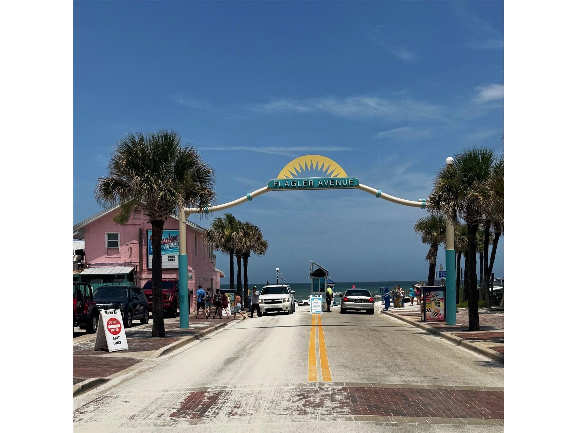 622 N Riverside Drive New Smyrna Beach FL 32168 O6420440 image27