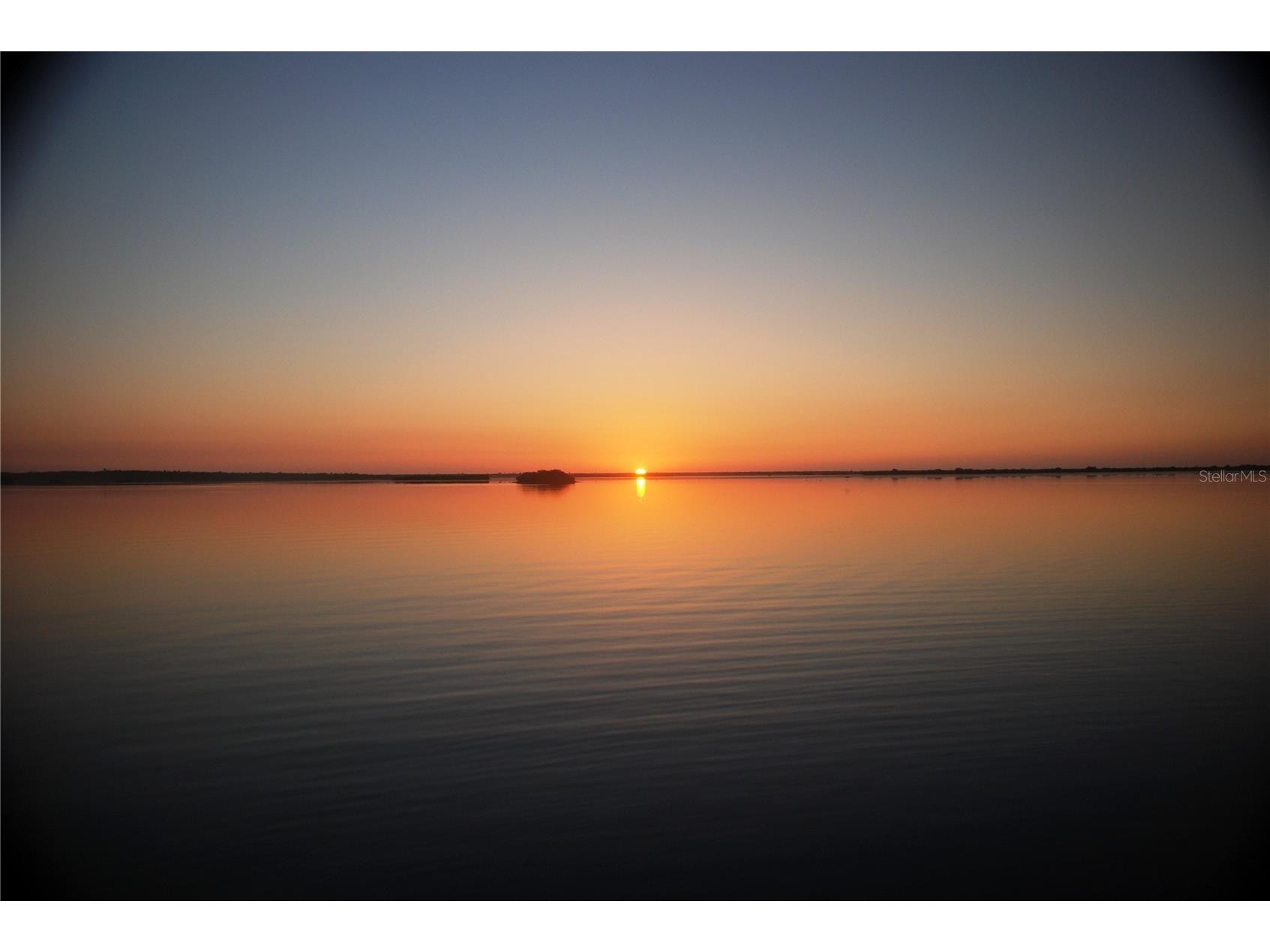 622 N Riverside Drive New Smyrna Beach FL 32168 O6420440 image28