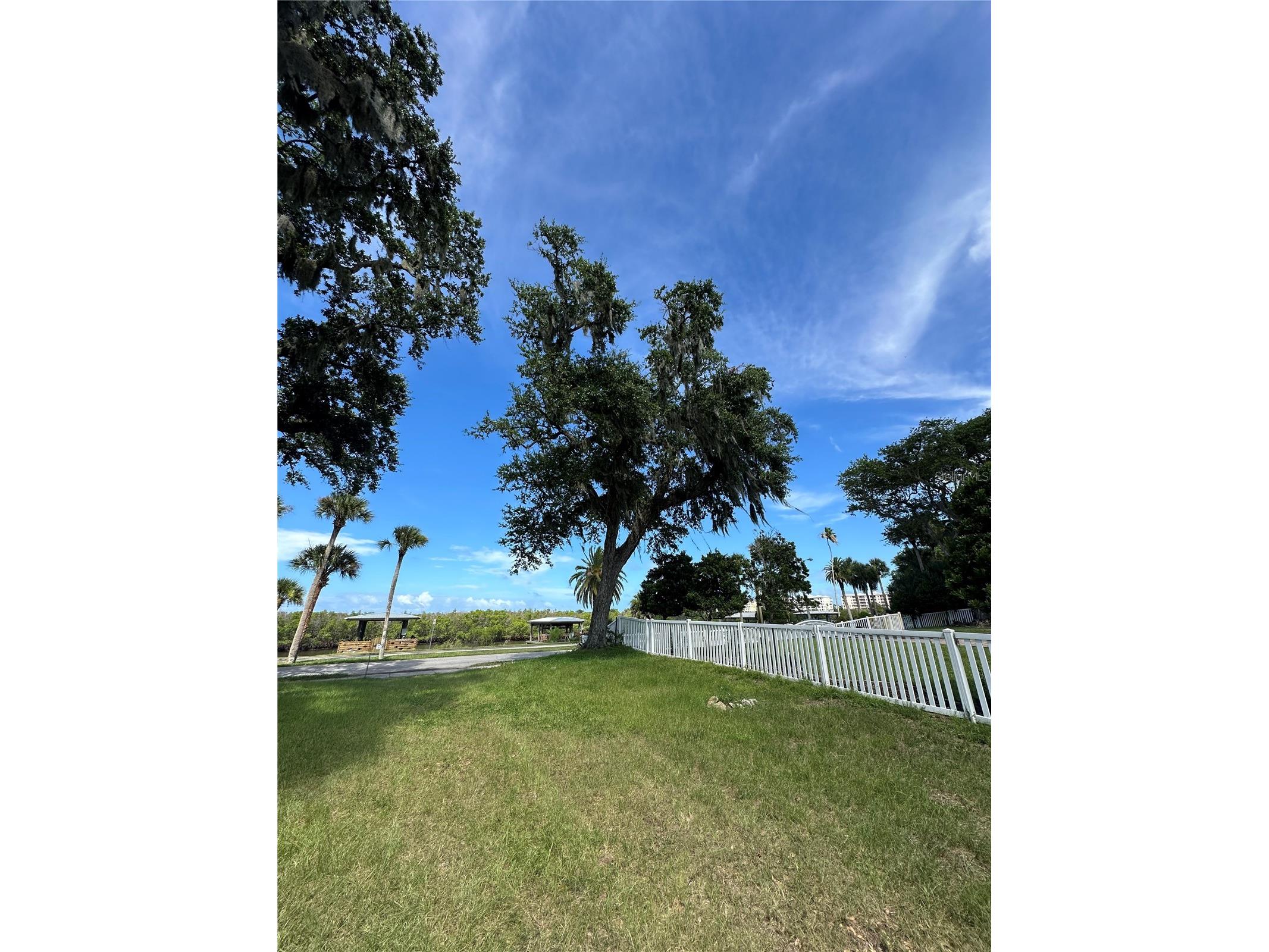 622 N Riverside Drive New Smyrna Beach FL 32168 O6420440 image7