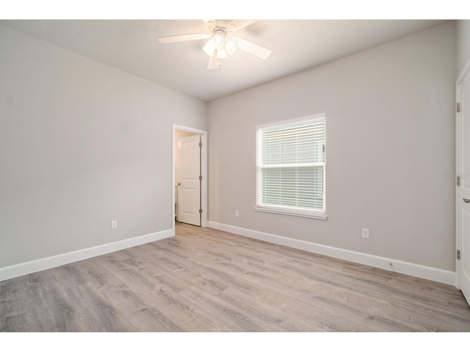 622 NW 3rd Avenue #2 Gainesville FL 32601 GC537256 image16