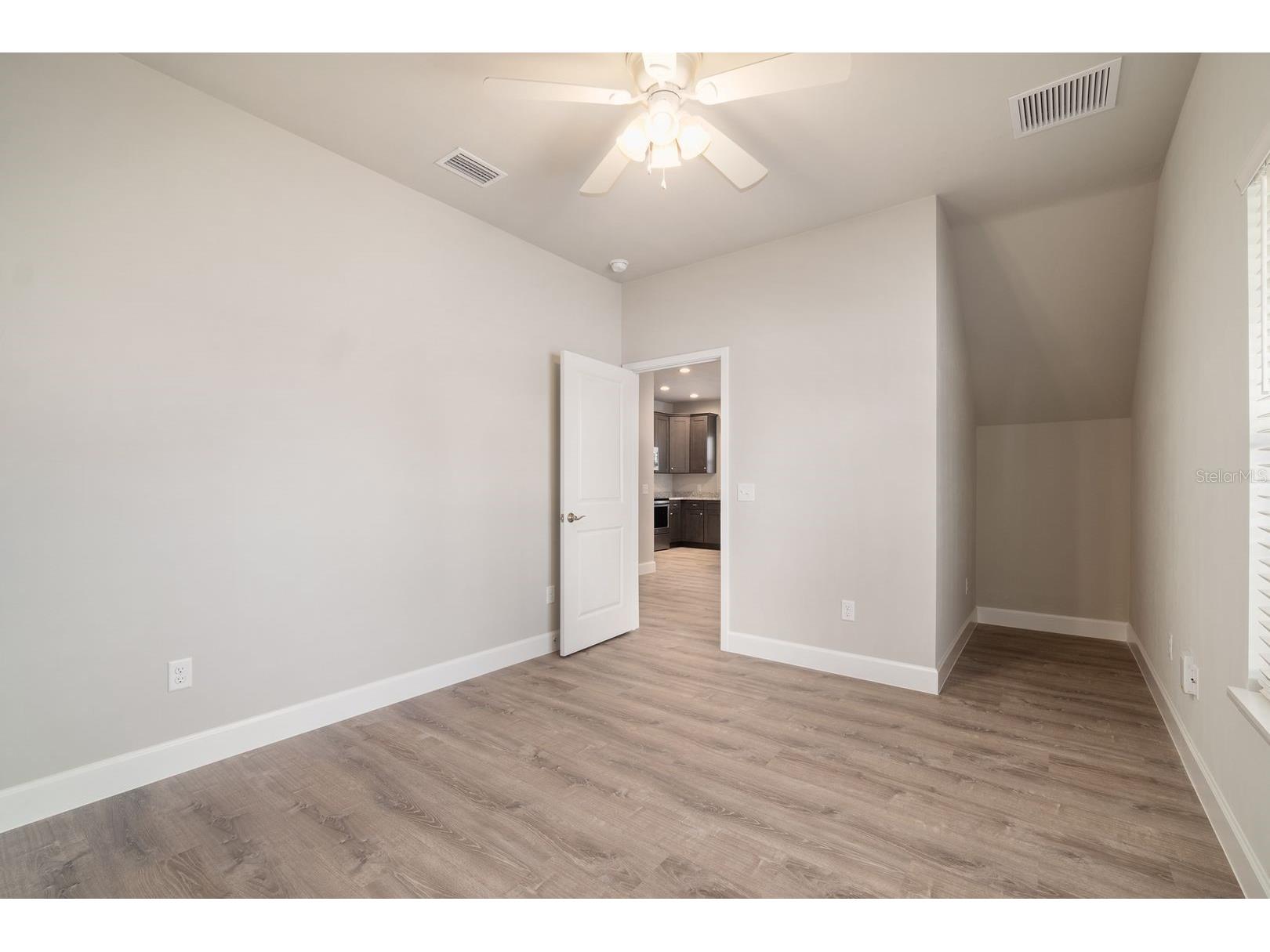 622 NW 3rd Avenue #2 Gainesville FL 32601 GC537256 image22