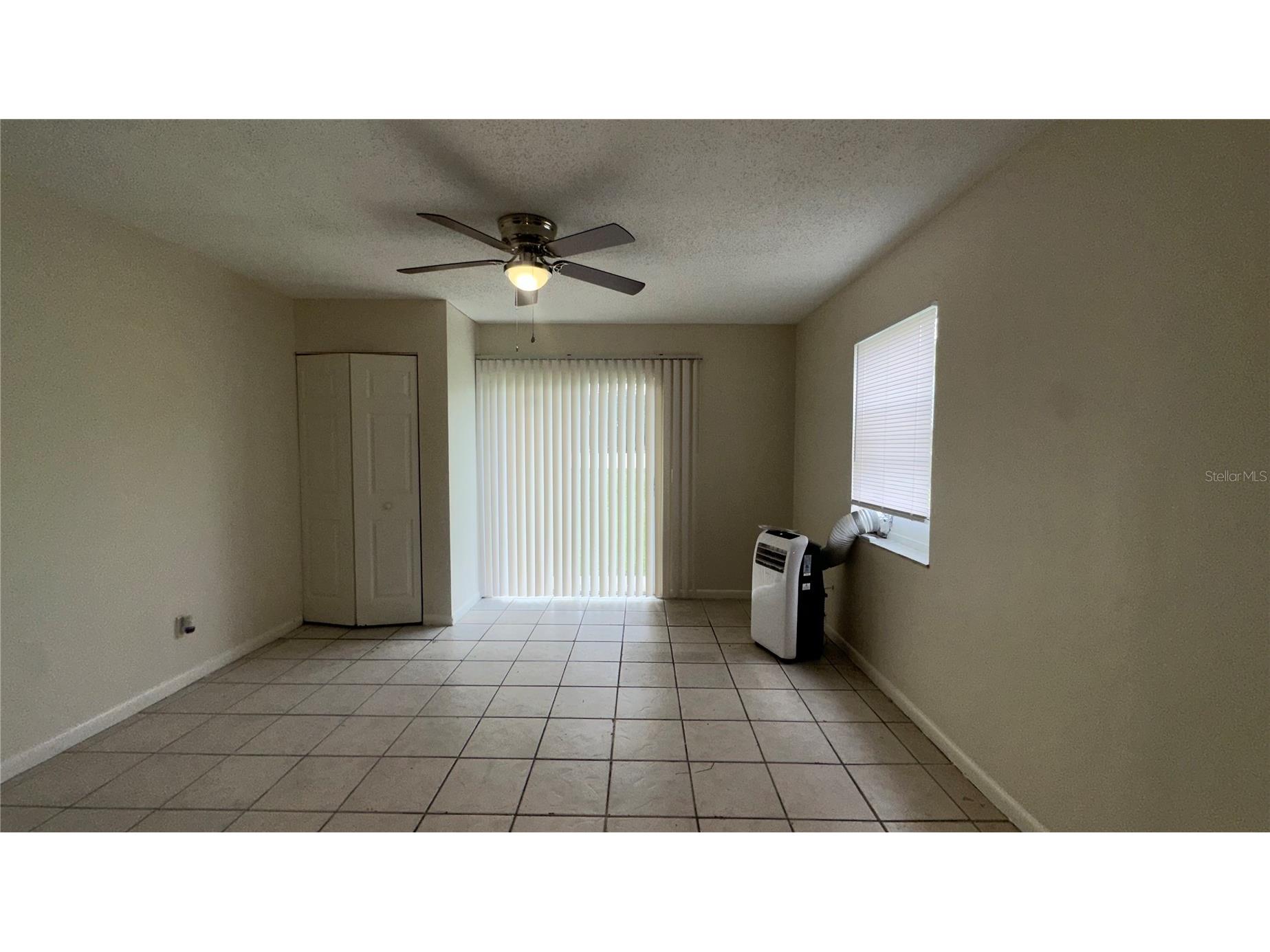 622 Royalty Court #B Kissimmee FL 34758 S5150842 image4