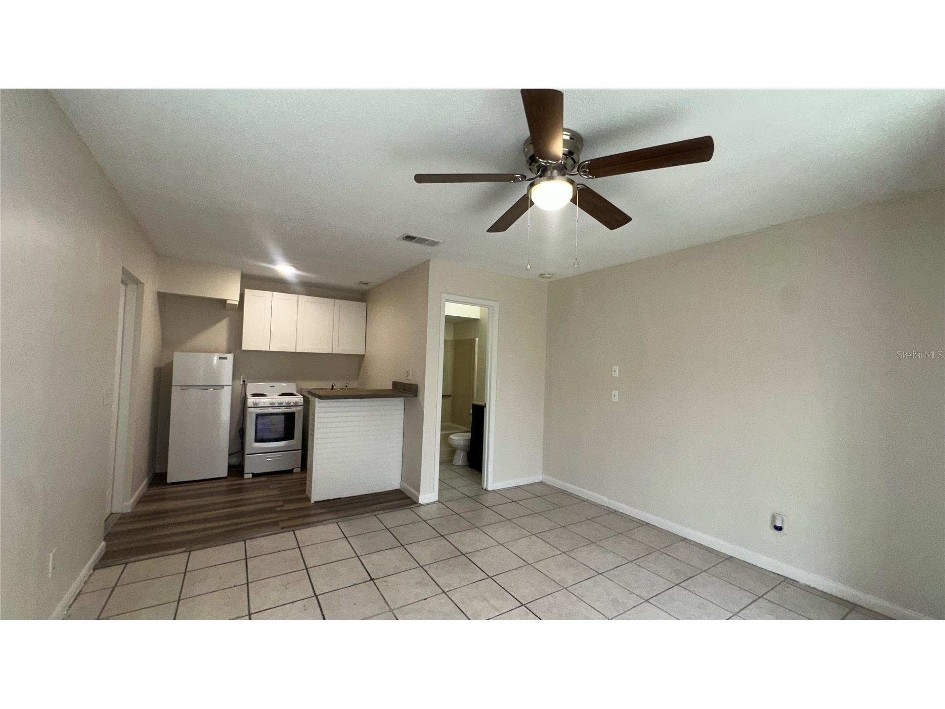 622 Royalty Court #B Kissimmee FL 34758 S5150842 image8