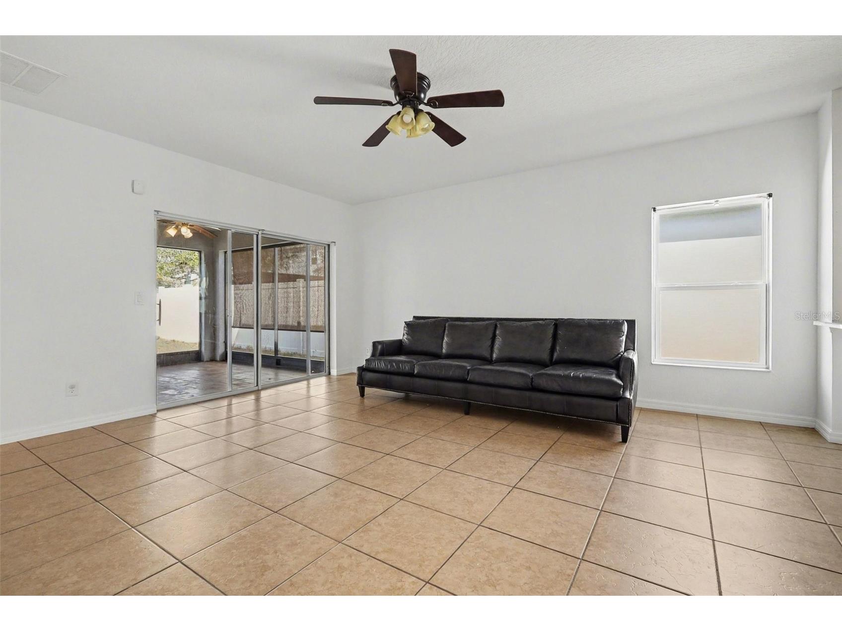 622 Samuel Davenport FL 33837 O6386684 image15