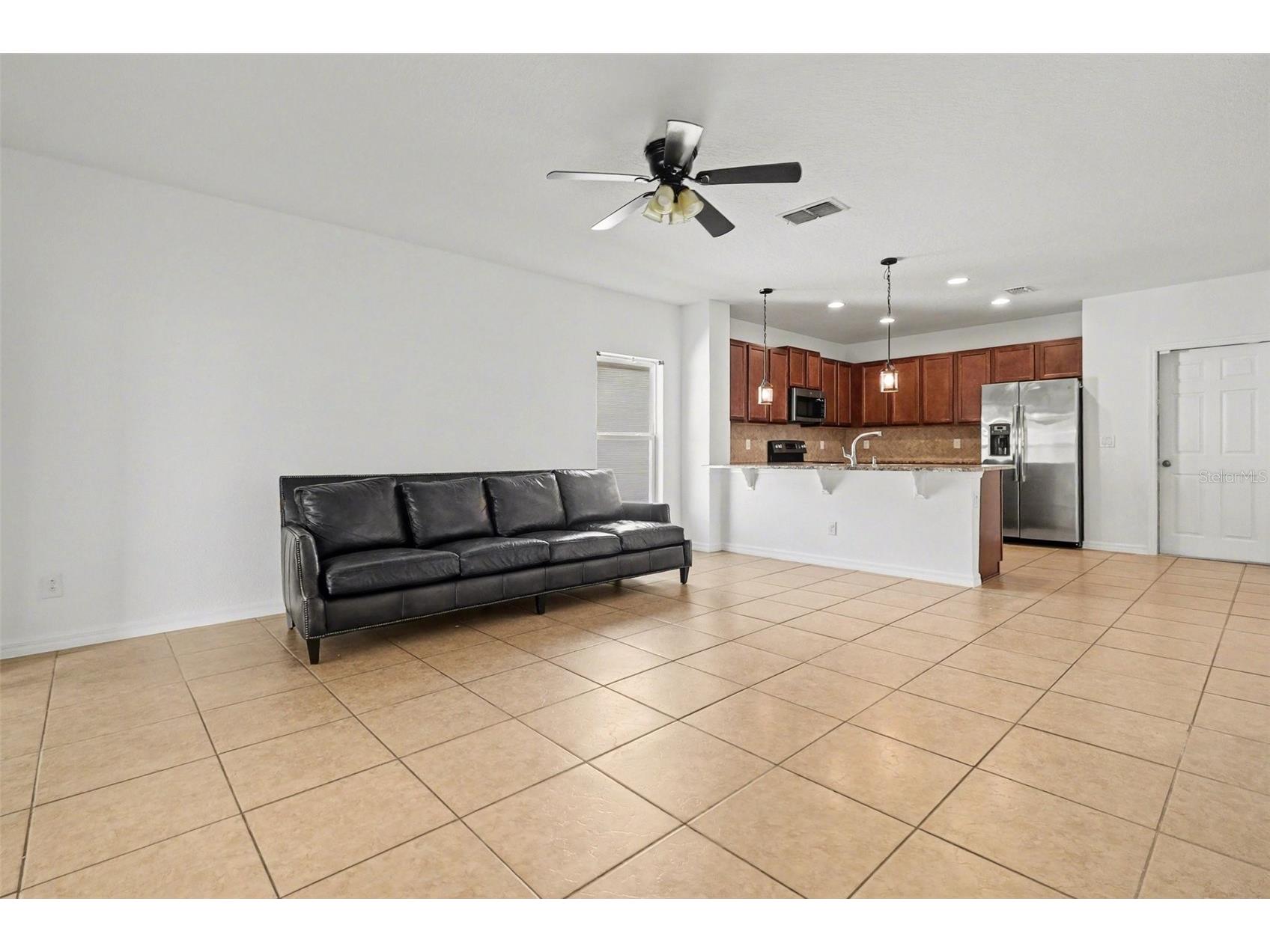 622 Samuel Davenport FL 33837 O6386684 image16