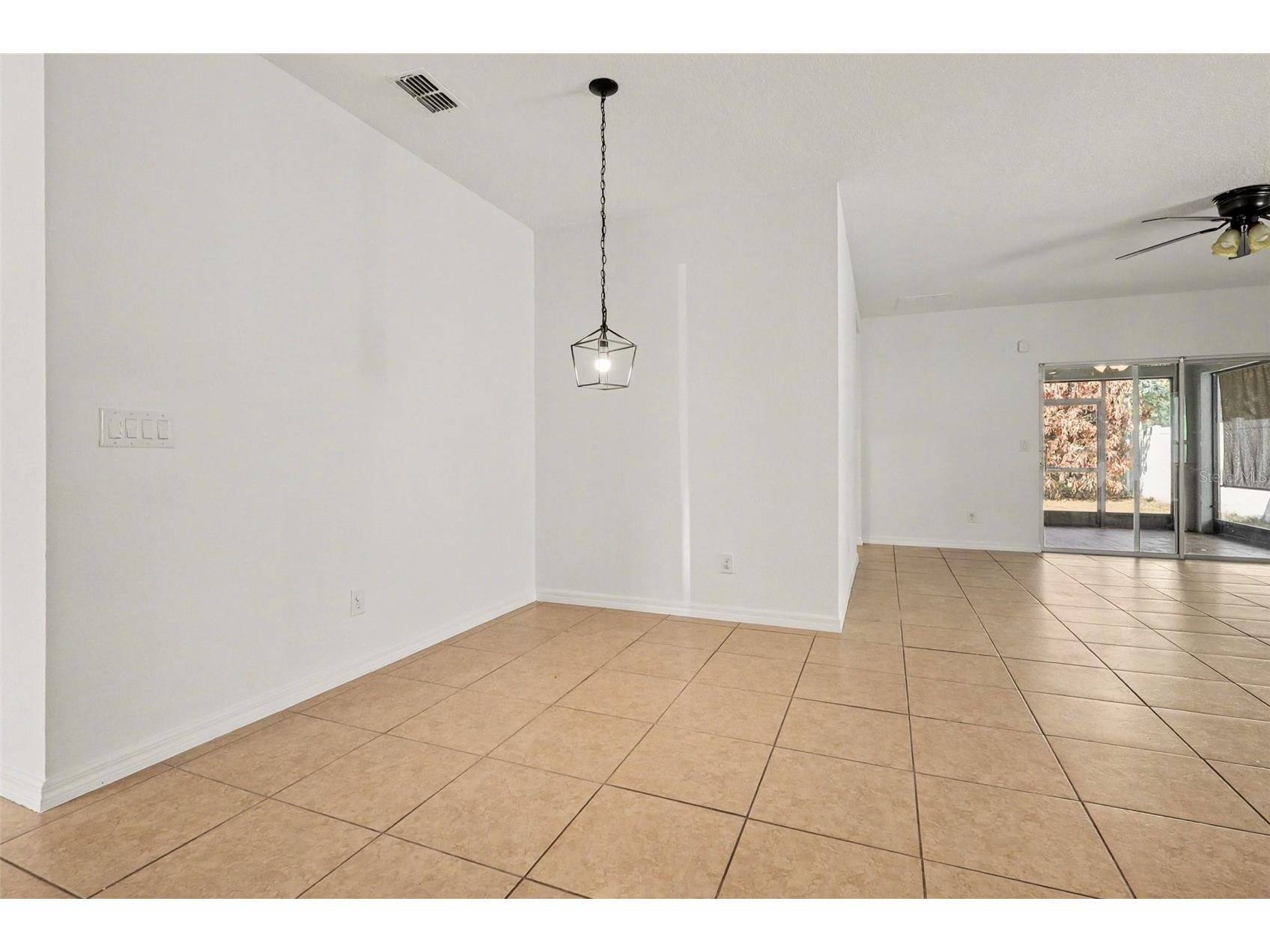 622 Samuel Davenport FL 33837 O6386684 image19