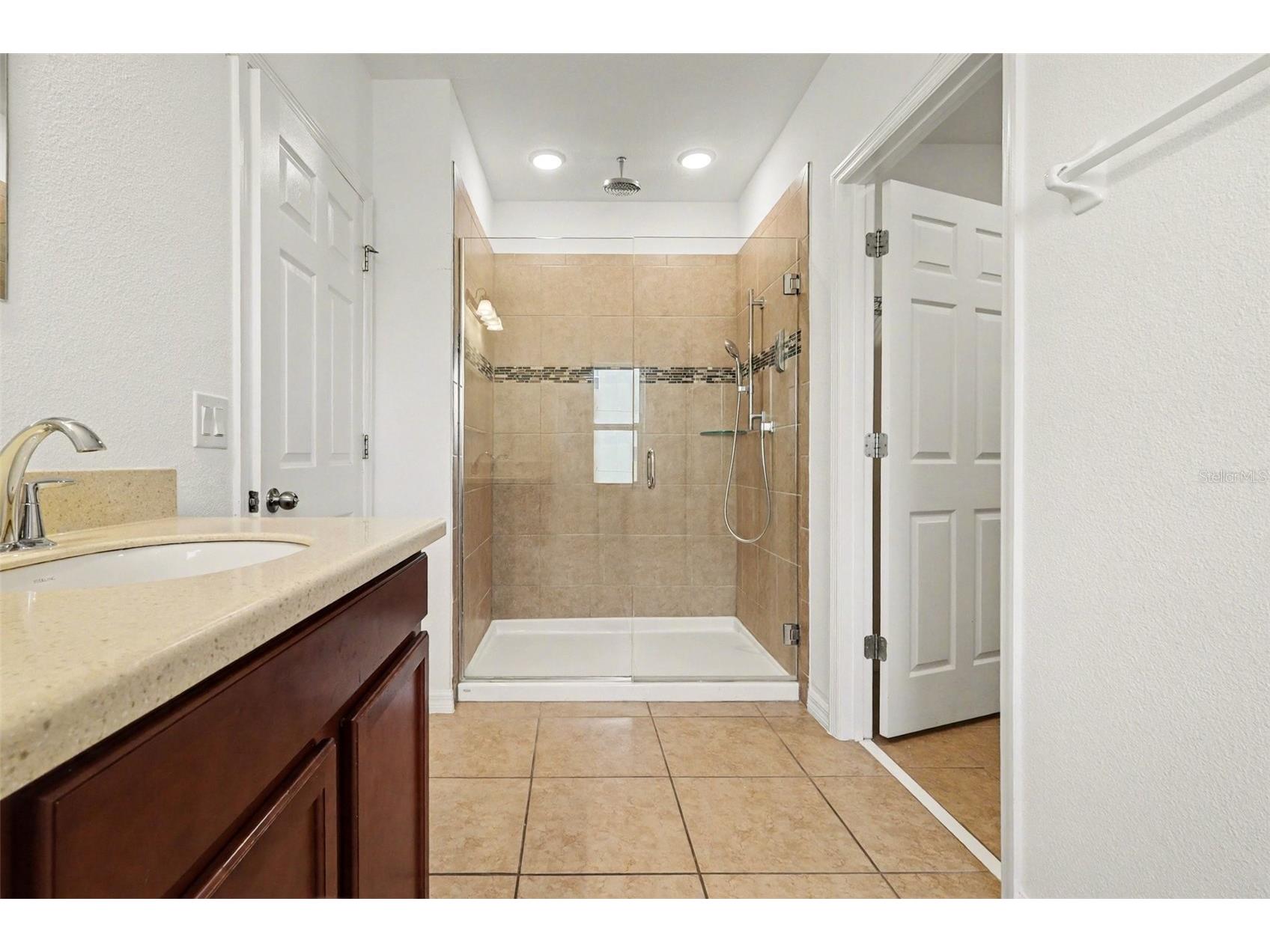 622 Samuel Davenport FL 33837 O6386684 image29